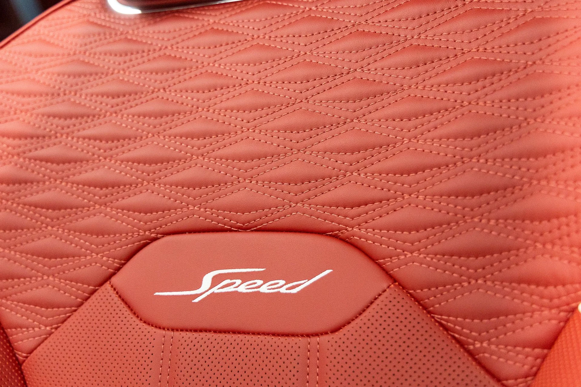 mph038_1994842989_77d27973252c57e33d9675282c72a74ex_98d4db87a5