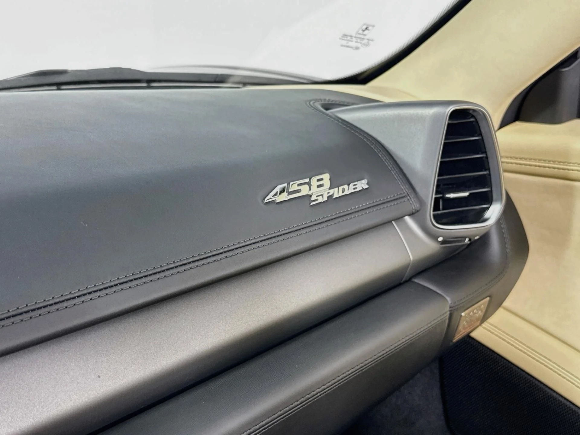 mph038_2017733272_Used_2012_Ferrari_458_Spider_1790030303_b7e5f4e5f3