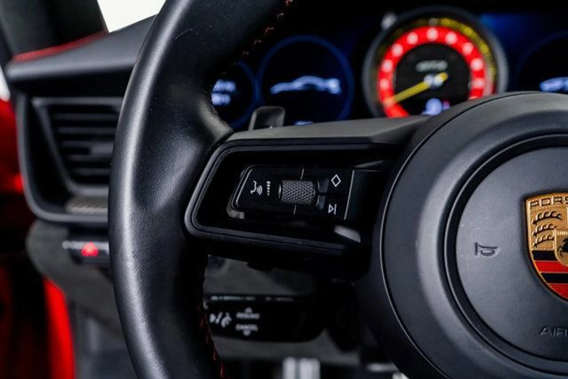 mph038_2024639567_Fx_S_Sq_Ro_P_Tq3_Omr_Um_LU_Htn_Q79we8_0eed10e832