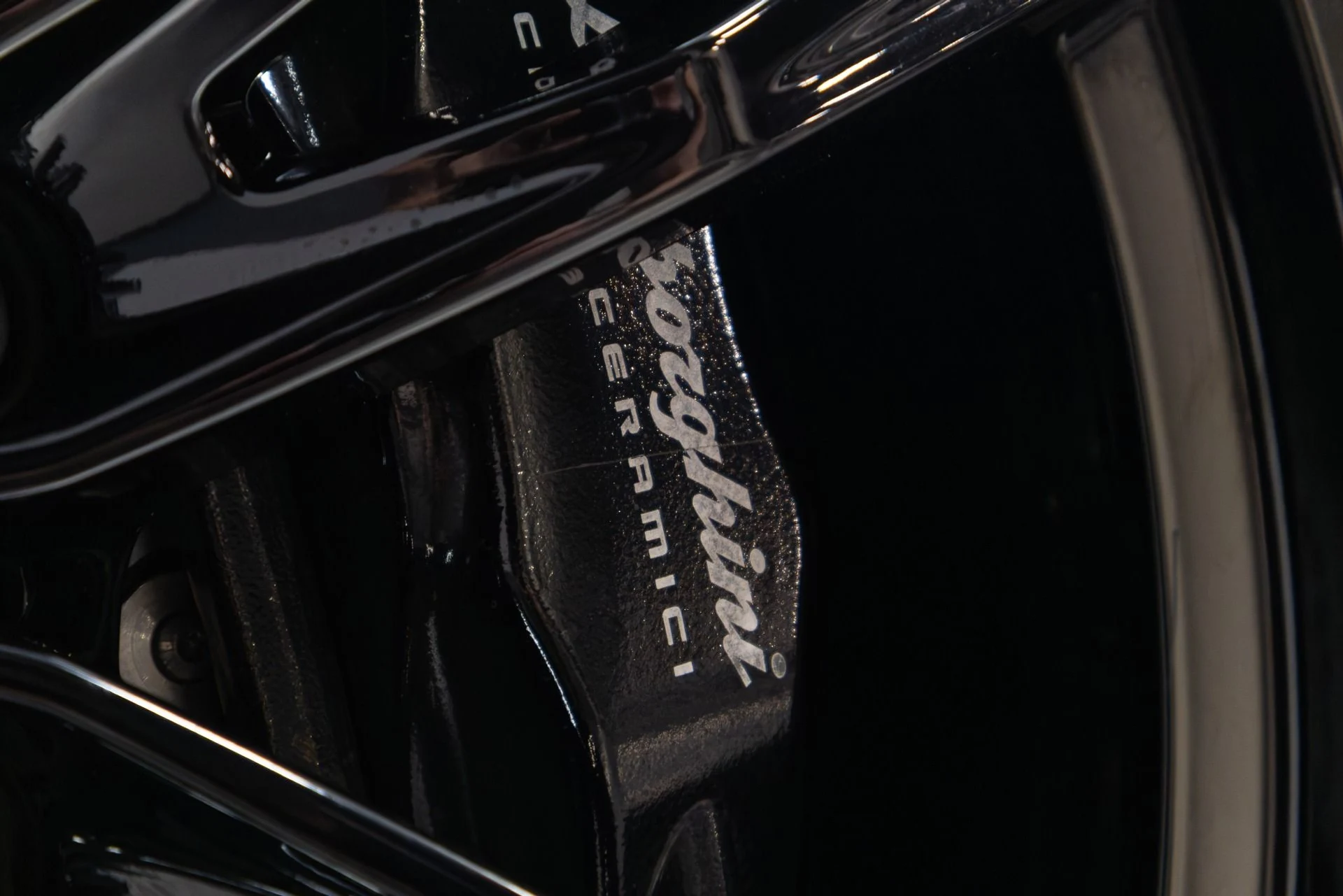 mph038_2026792766_Used_2021_Lamborghini_Huracan_EVO_1773475781_af00fd35a5