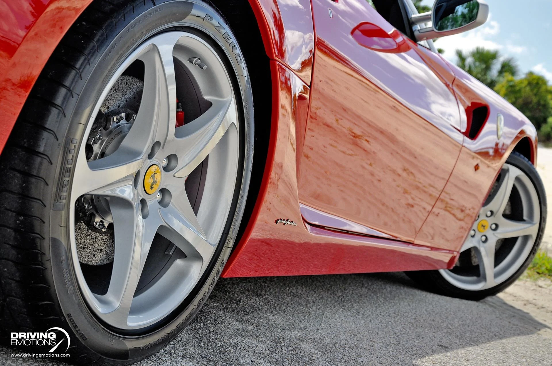 mph038_2027252847_438_p39_l_d1e4eddbe0