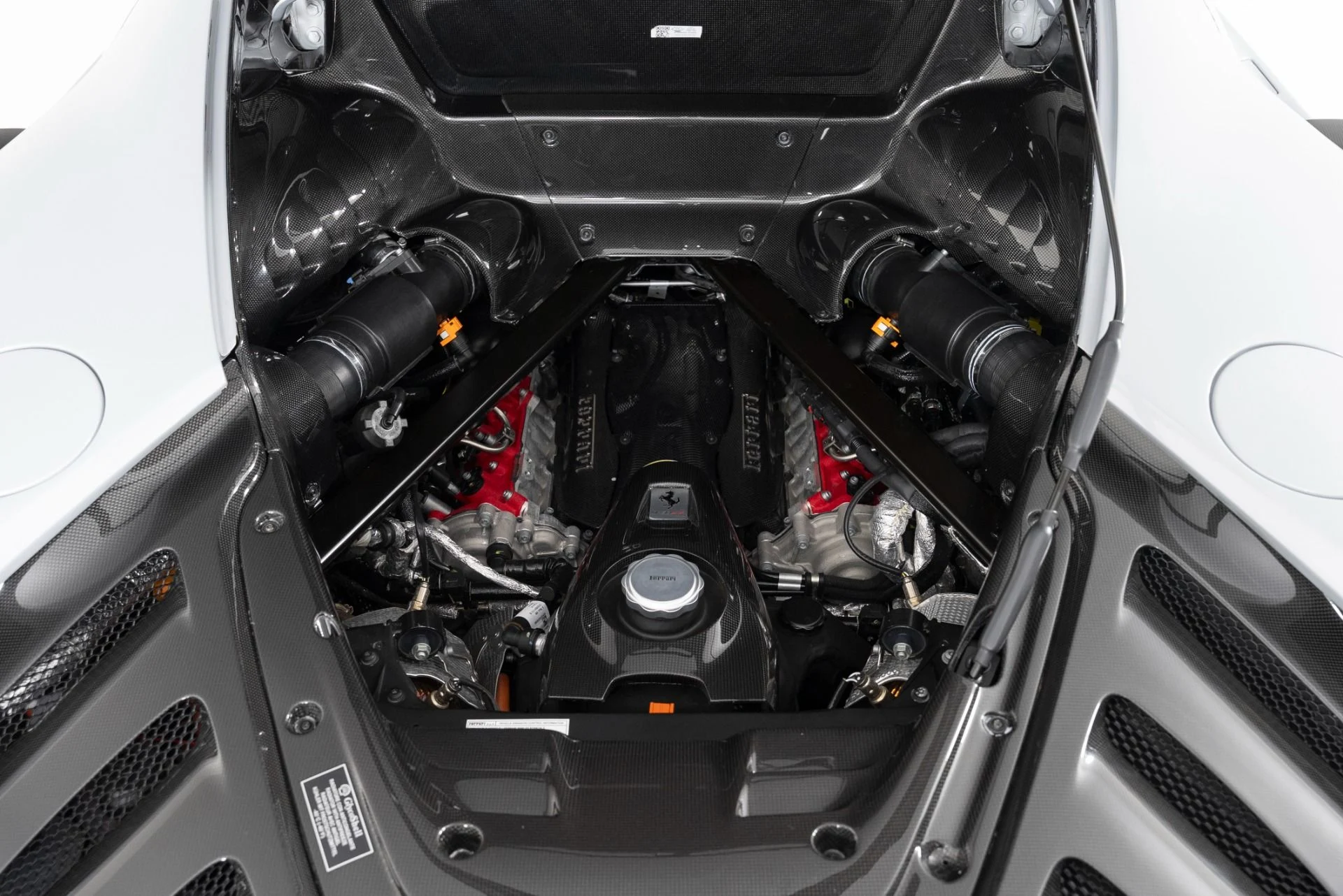 mph038_2042101402_Used_2024_Ferrari_SF_90_XX_1757543700_73c72da341