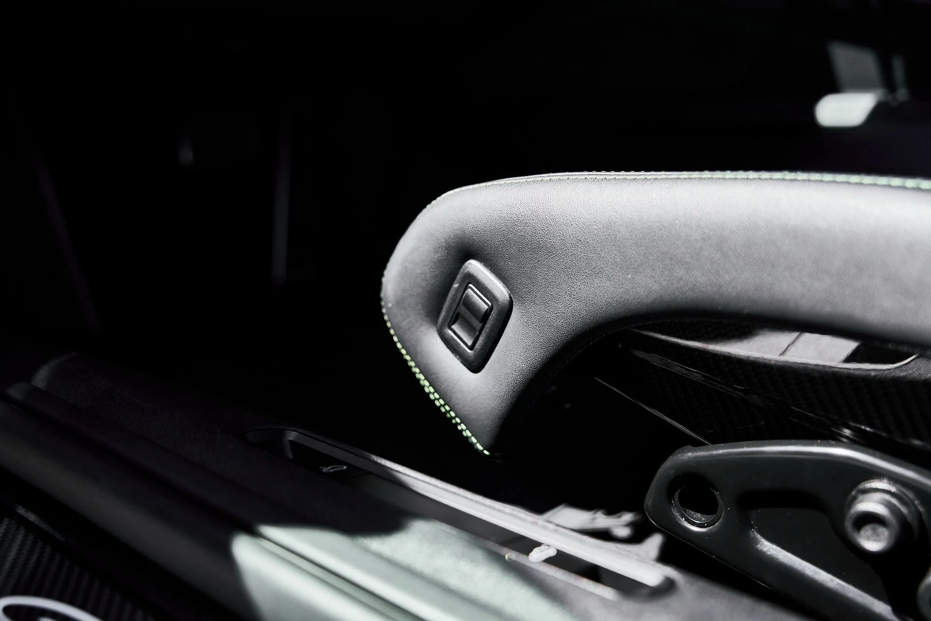 mph038_2048316169_Used_2025_Porsche_911_GT_3_RS_1776295567_598fbfc38d