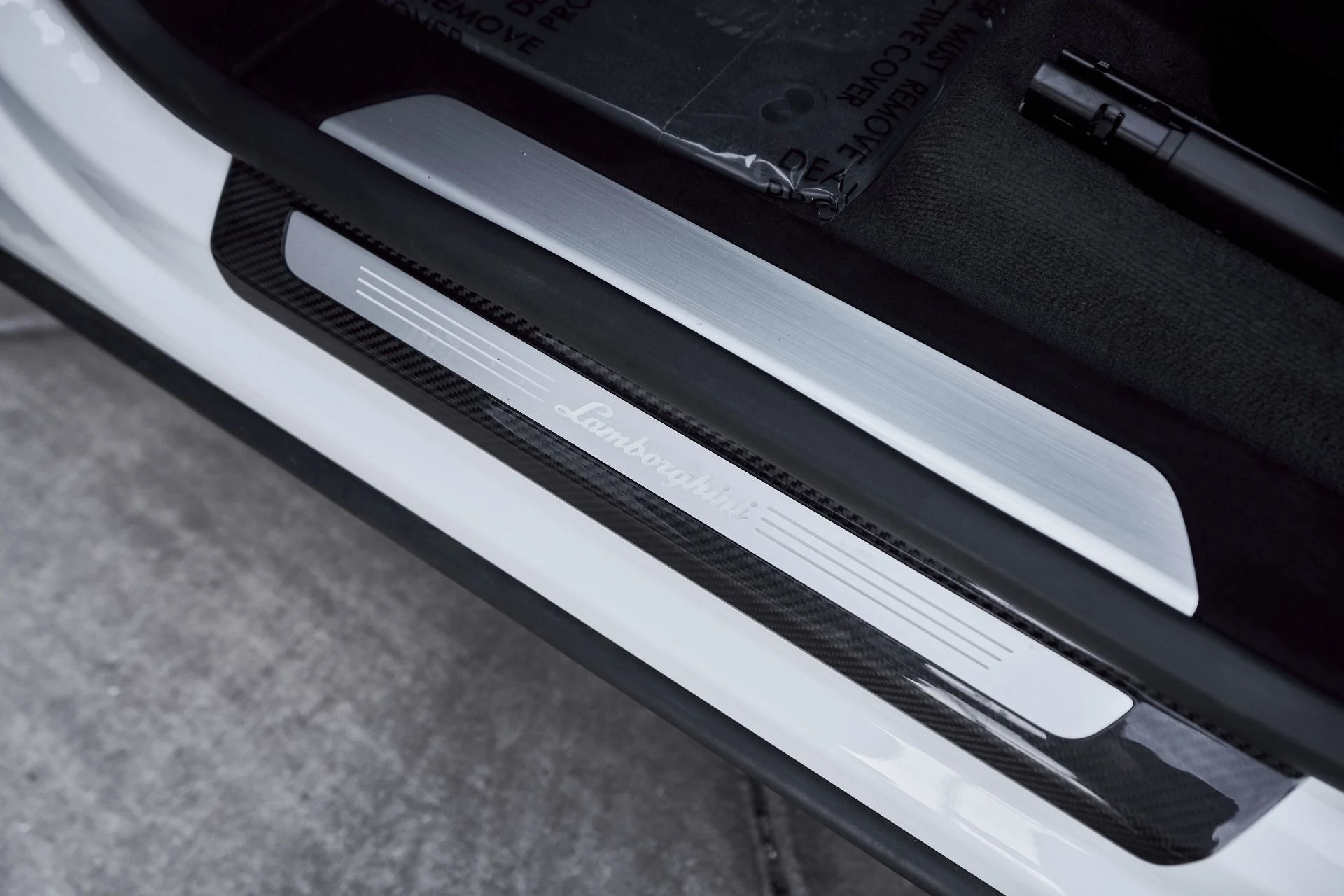 mph038_2053360993_Used_2024_Lamborghini_Urus_Performante_1764730722_13edb29fb5