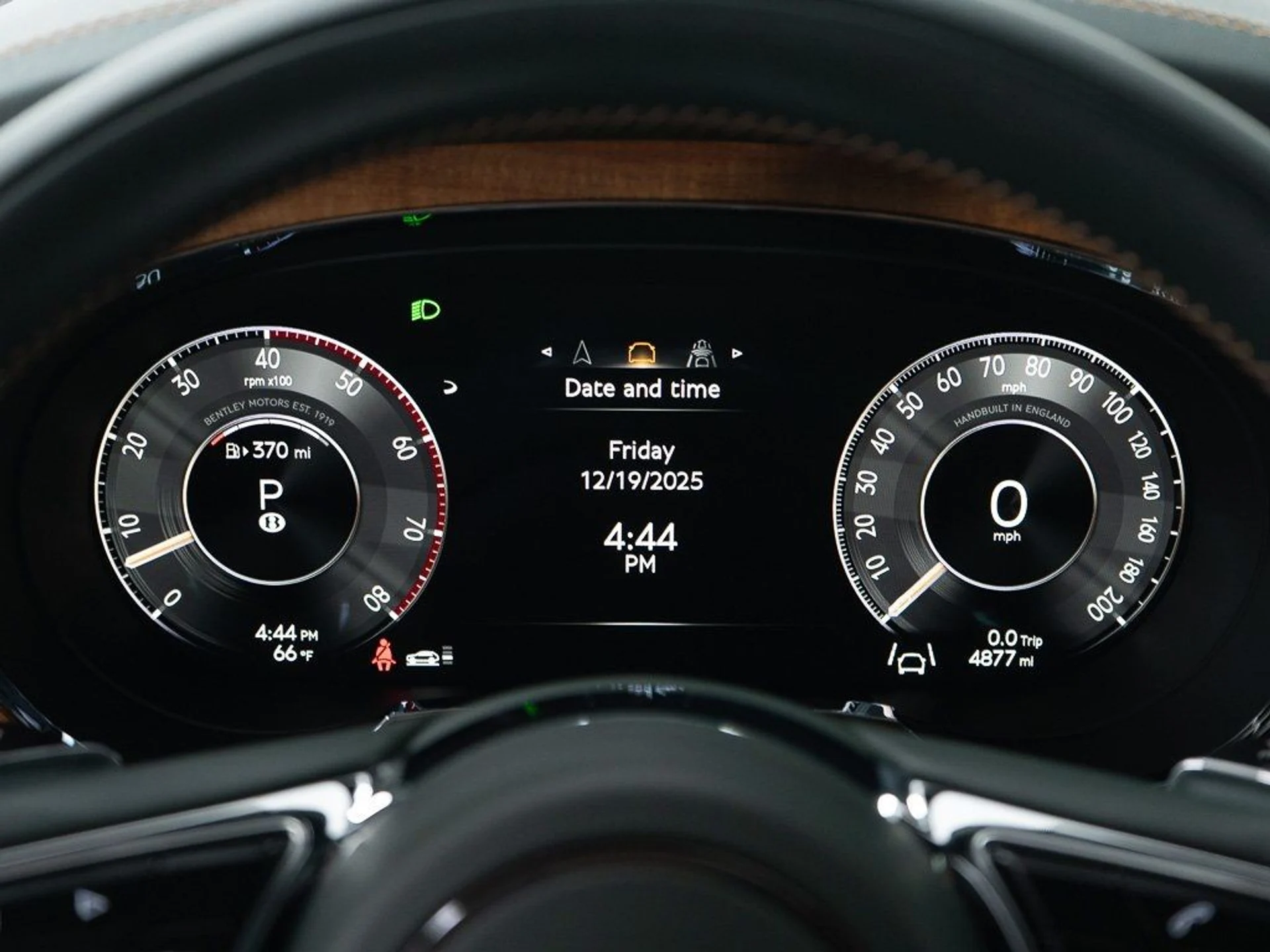 mph038_2055240006_a228afb5f932a8f9d5032a08d0a61250_0fad7f48f5