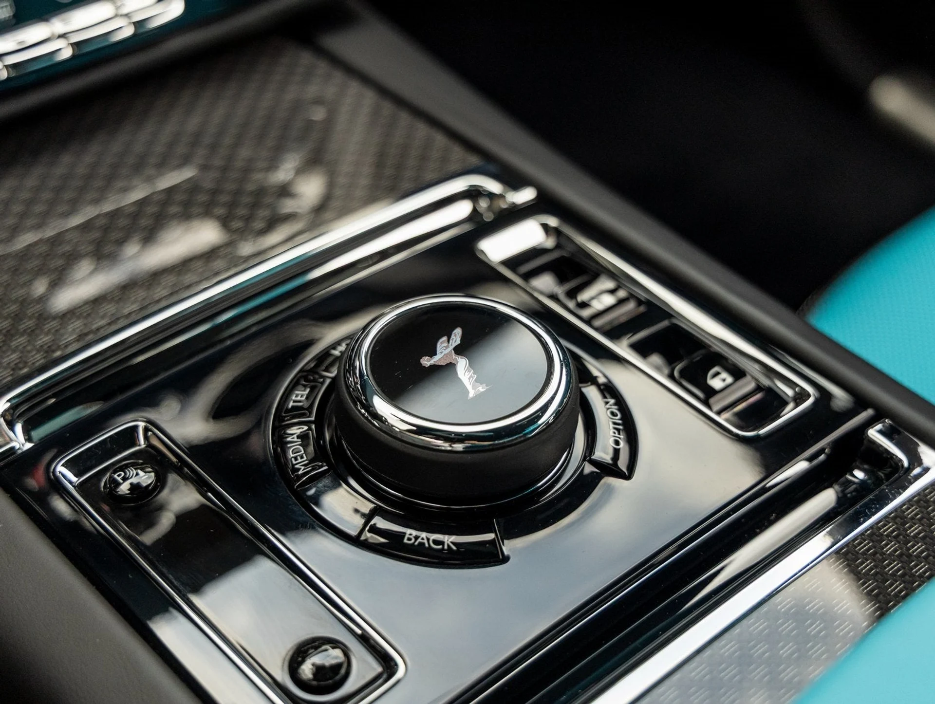 mph038_2057167746_39_6128e22673