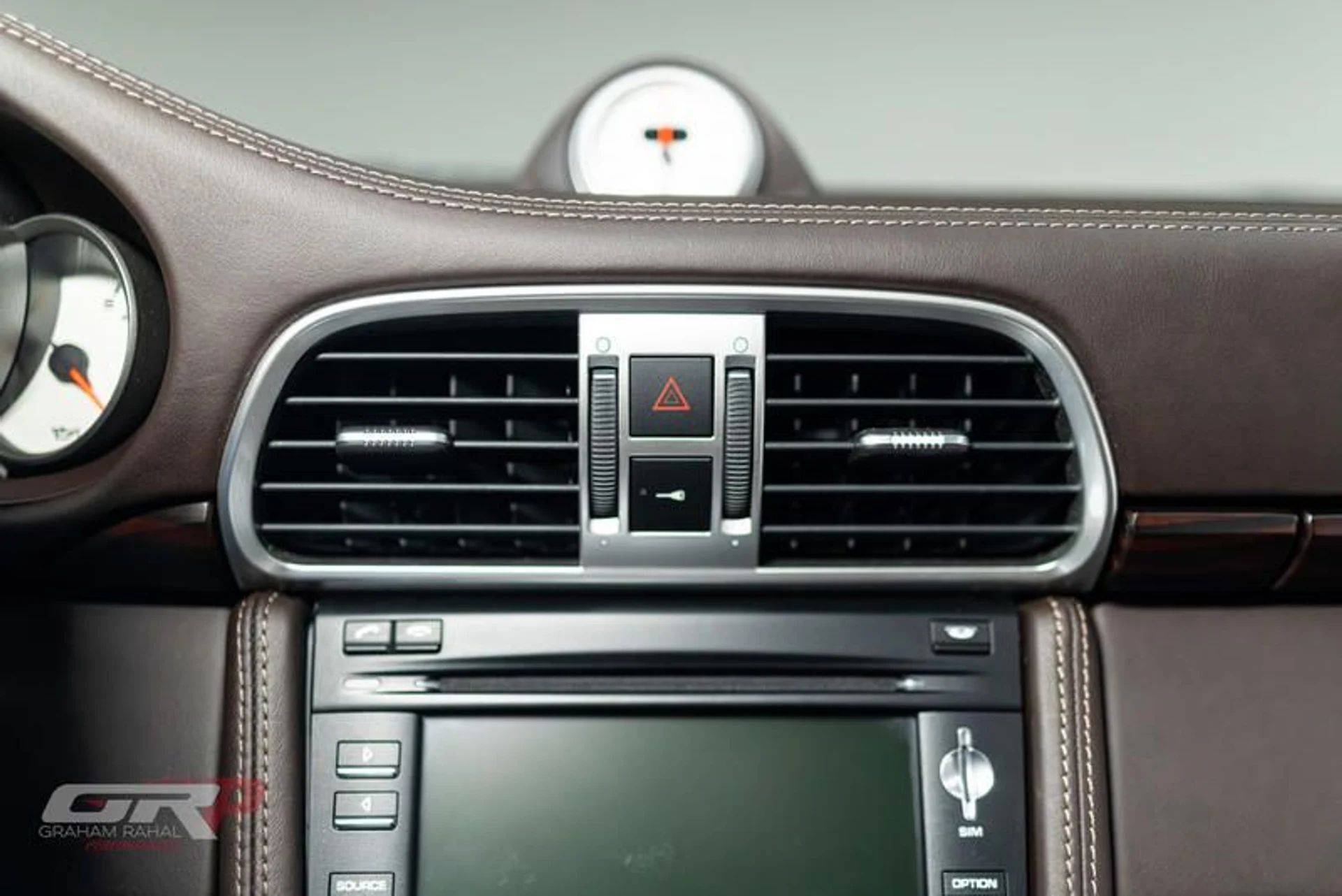 mph038_2065809704_2_CB_1_E19_A_0226_43_C1_A353_2_CE_17_A0_EEC_62_63f940c31c