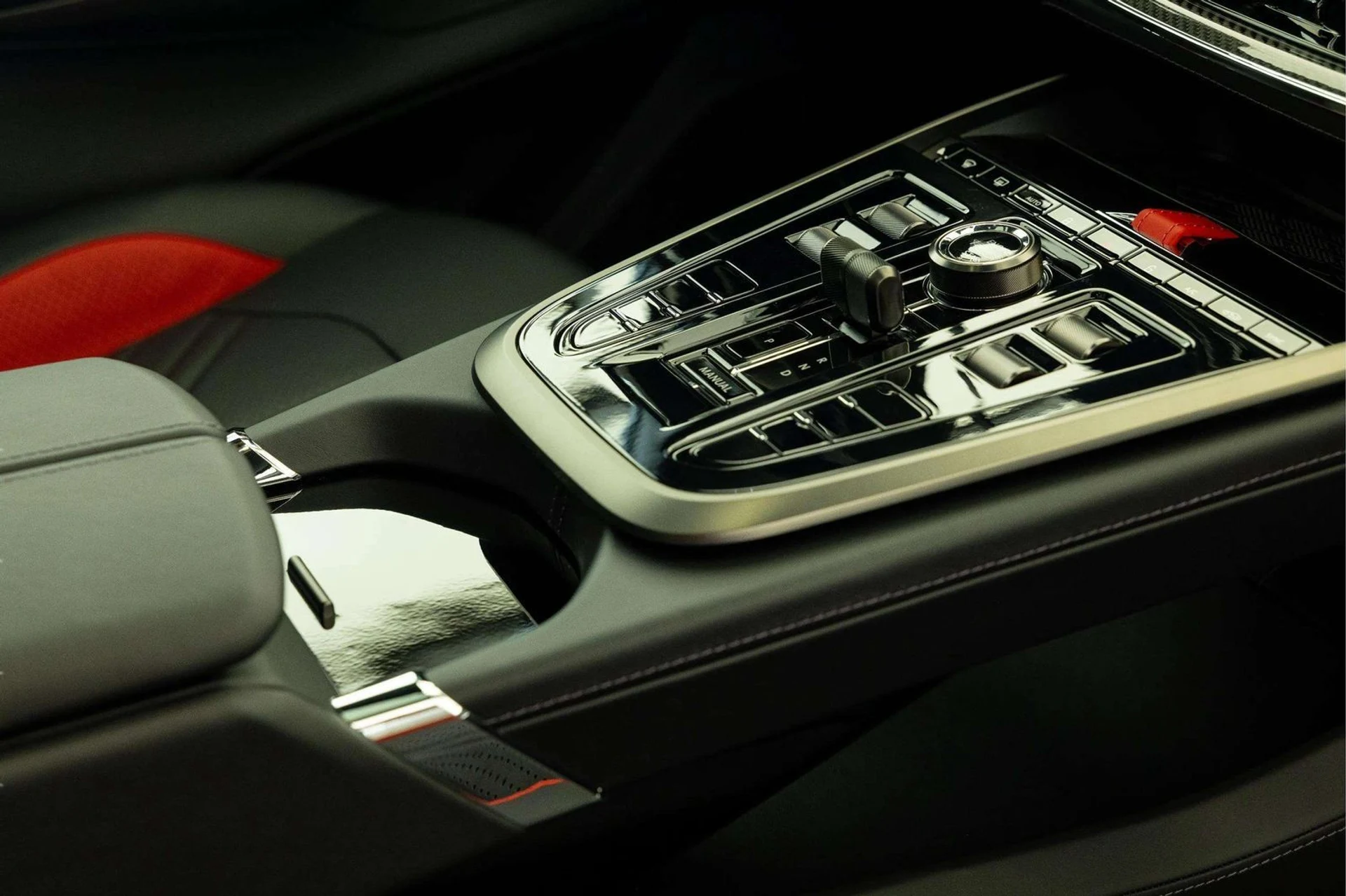 mph038_2070816592_86acfb94_734c_44f7_86c0_17c243a9ca6e_4443cf6424