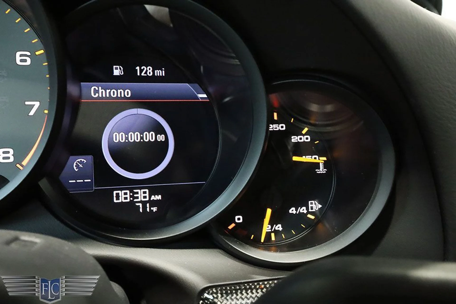 mph038_2099857753_used_2018_porsche_911_gt2rs_9689_22985277_39_1024_035c72d58f