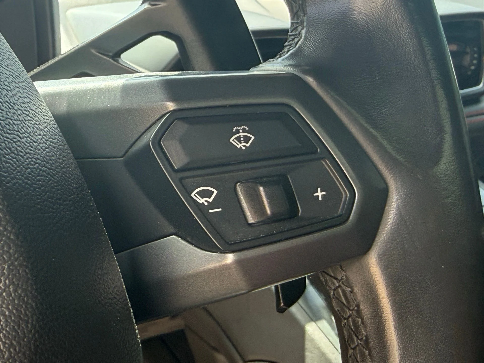 mph038_2101817104_454b998c673d413c865d652c395ffb08_557beb4144