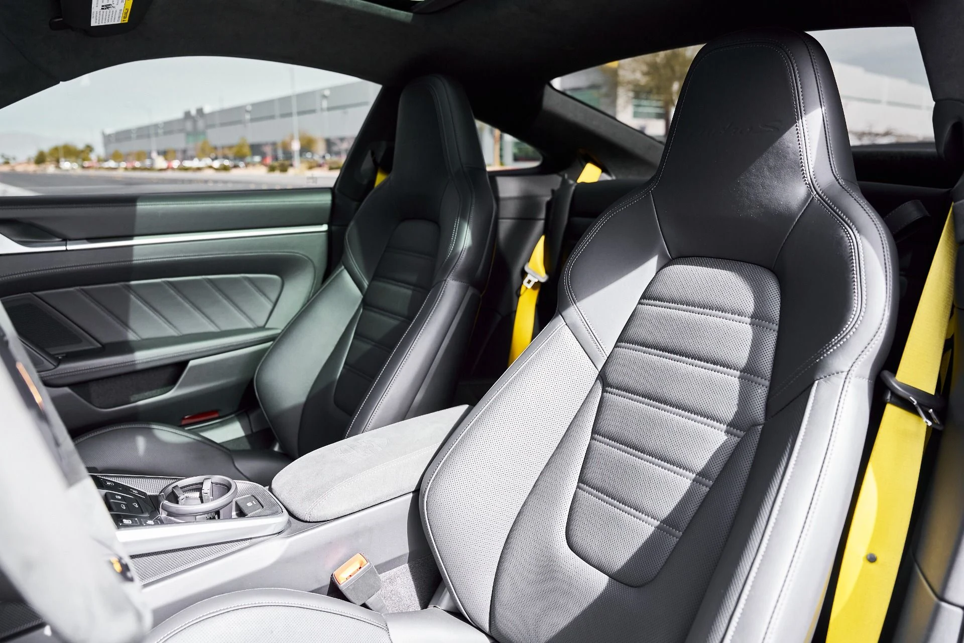 mph038_2109512085_Used_2024_Porsche_911_Turbo_S_1772073684_08d212c616