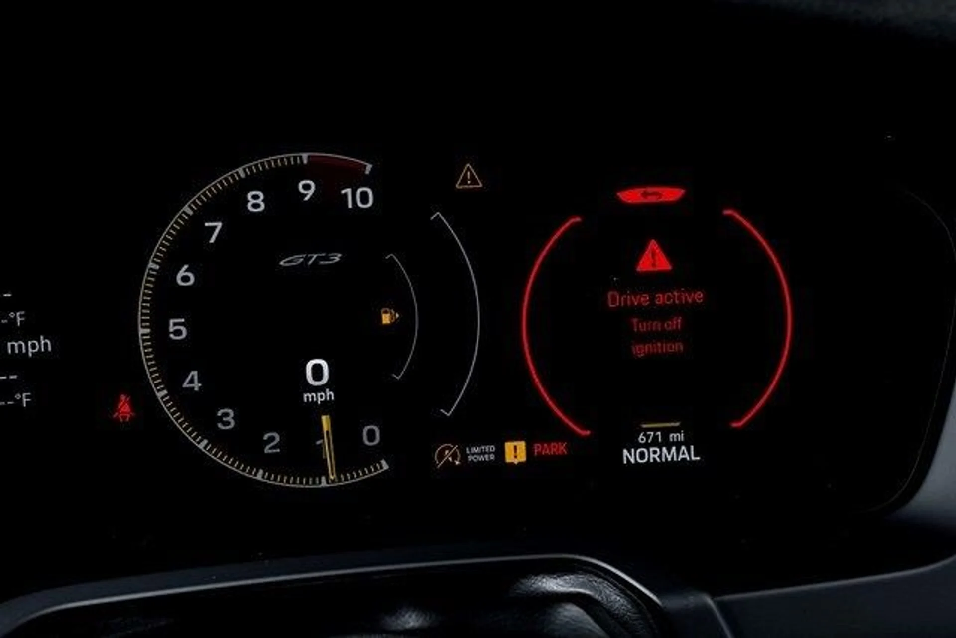 mph038_2110540225_be1eef07b0cafe5c33bd0f4cc8fdb329x_1b68401291