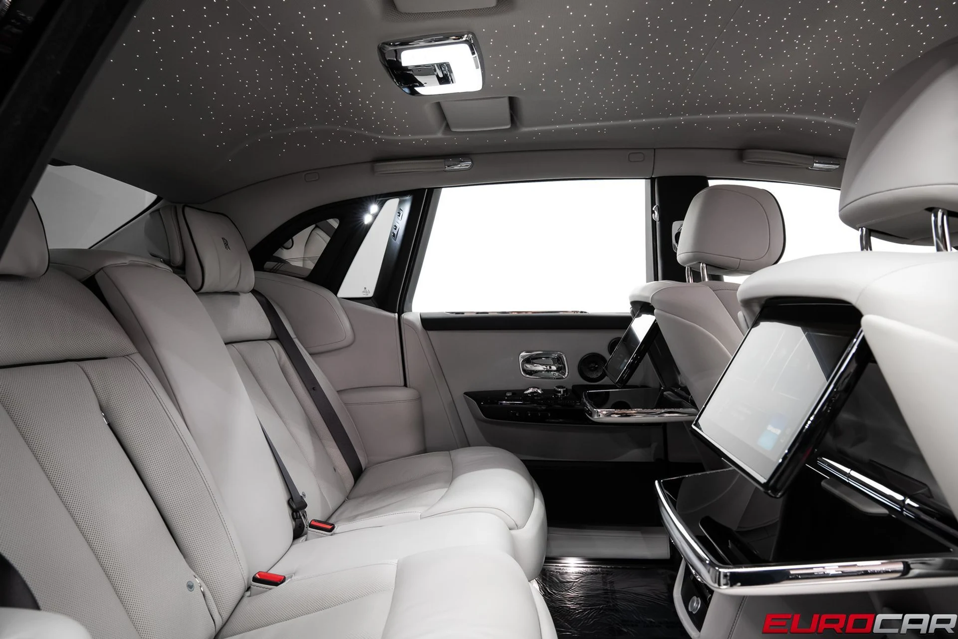 mph038_211452063_5dedf389_1e34_4877_9e85_cfbe38ee1e23_c7f4875bba