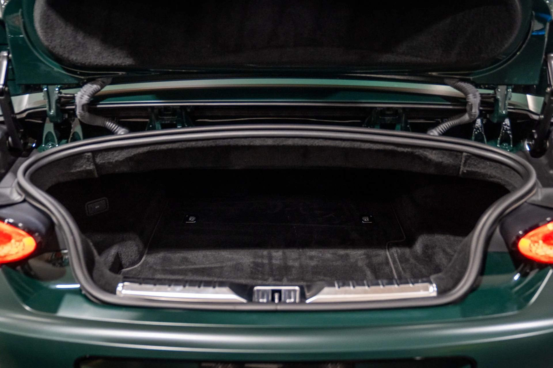 mph038_2116959540_Used_2020_Bentley_Continental_GTC_V8_LOADED_STICKER_Stealth_PPF_1769470040_36162b71c7