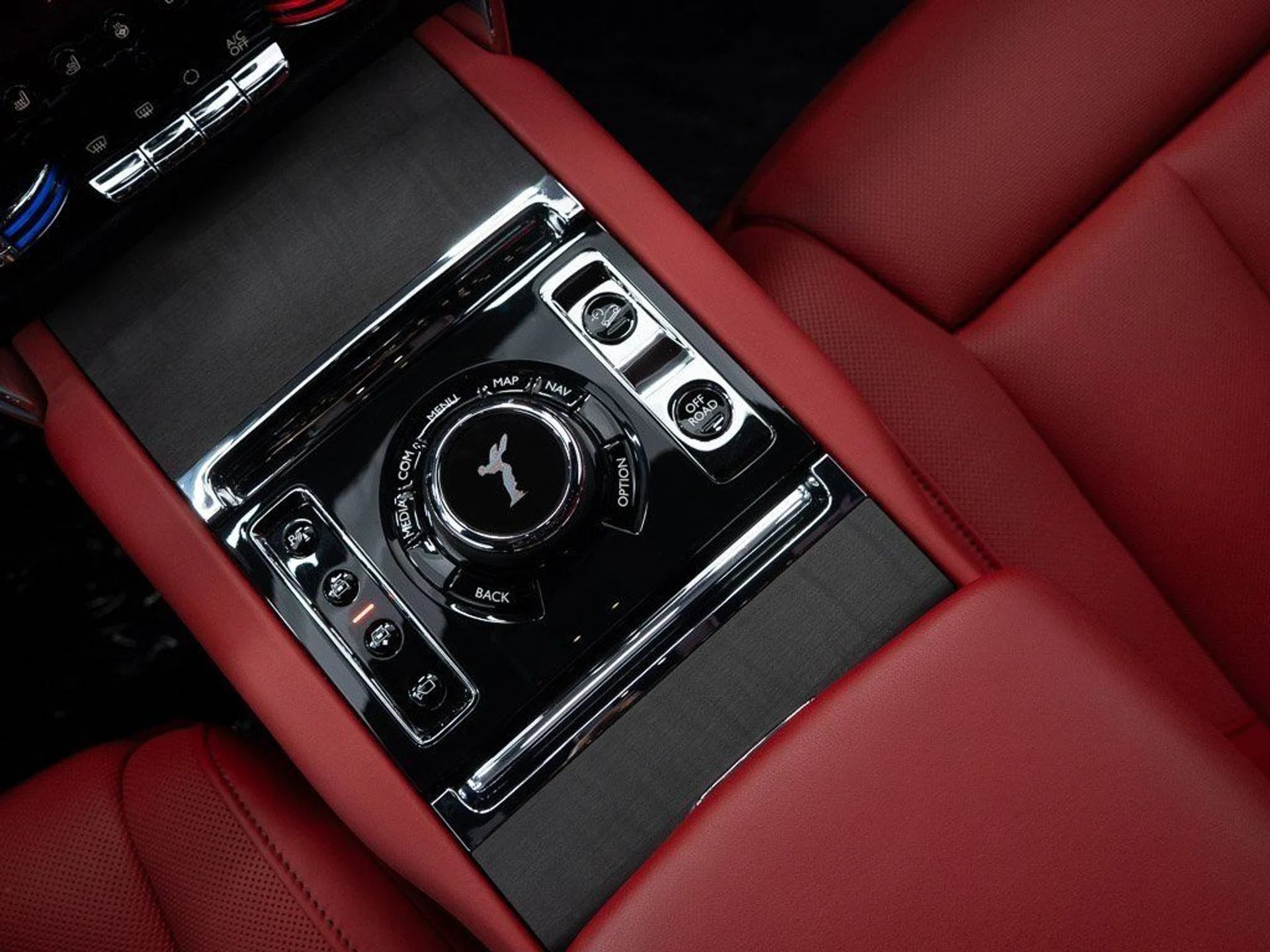 mph038_2121091403_2752814b8ce1b4b80ecc8a9cb7bcce40_6bd8534917