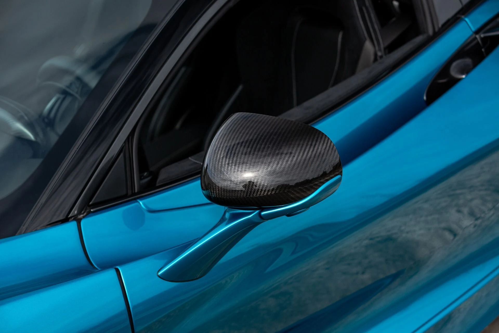 mph038_213366551_24_p39_l_f487da2f64