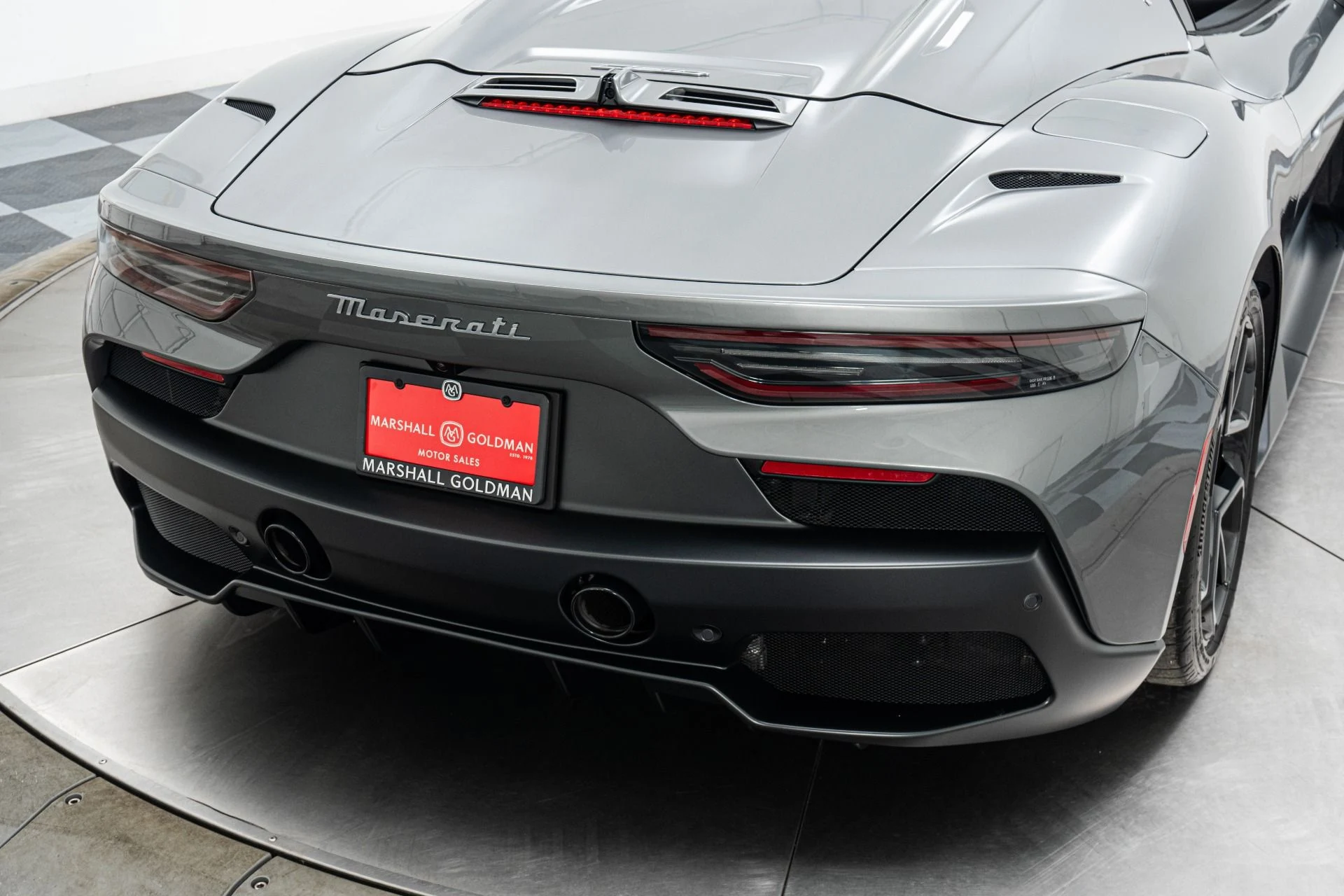 mph038_2137217949_Used_2023_Maserati_MC_20_Cielo_351_Miles_Lightweight_Racing_Seats_Interior_Carbon_Fiber_Package_1774034660_f5951c08ce