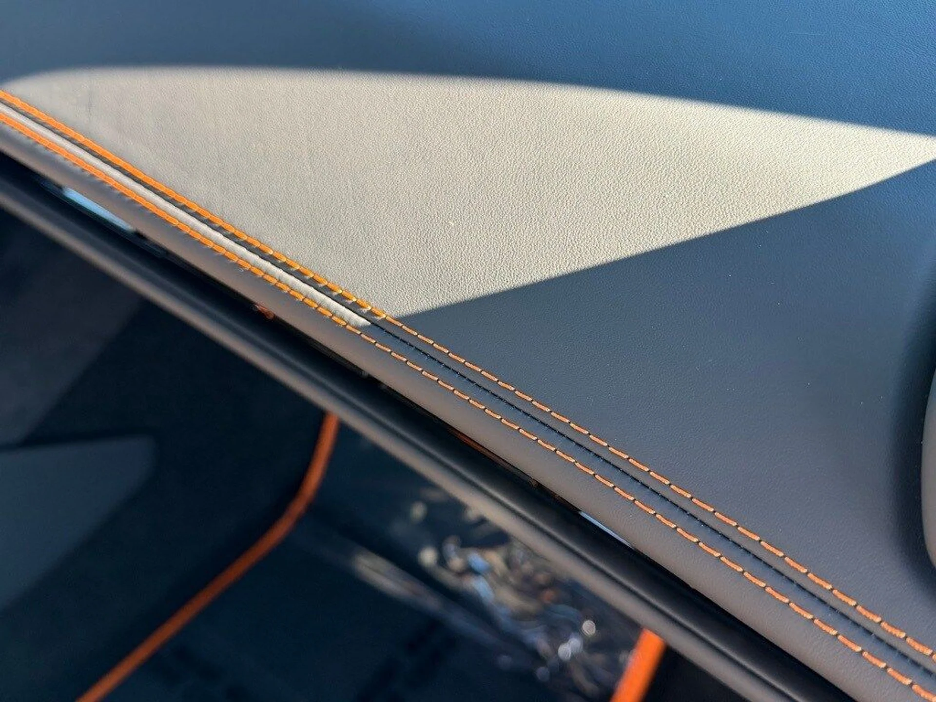 mph038_2153609791_818d51231bfa7cd6d43d44684a945b01x_6100851ca2