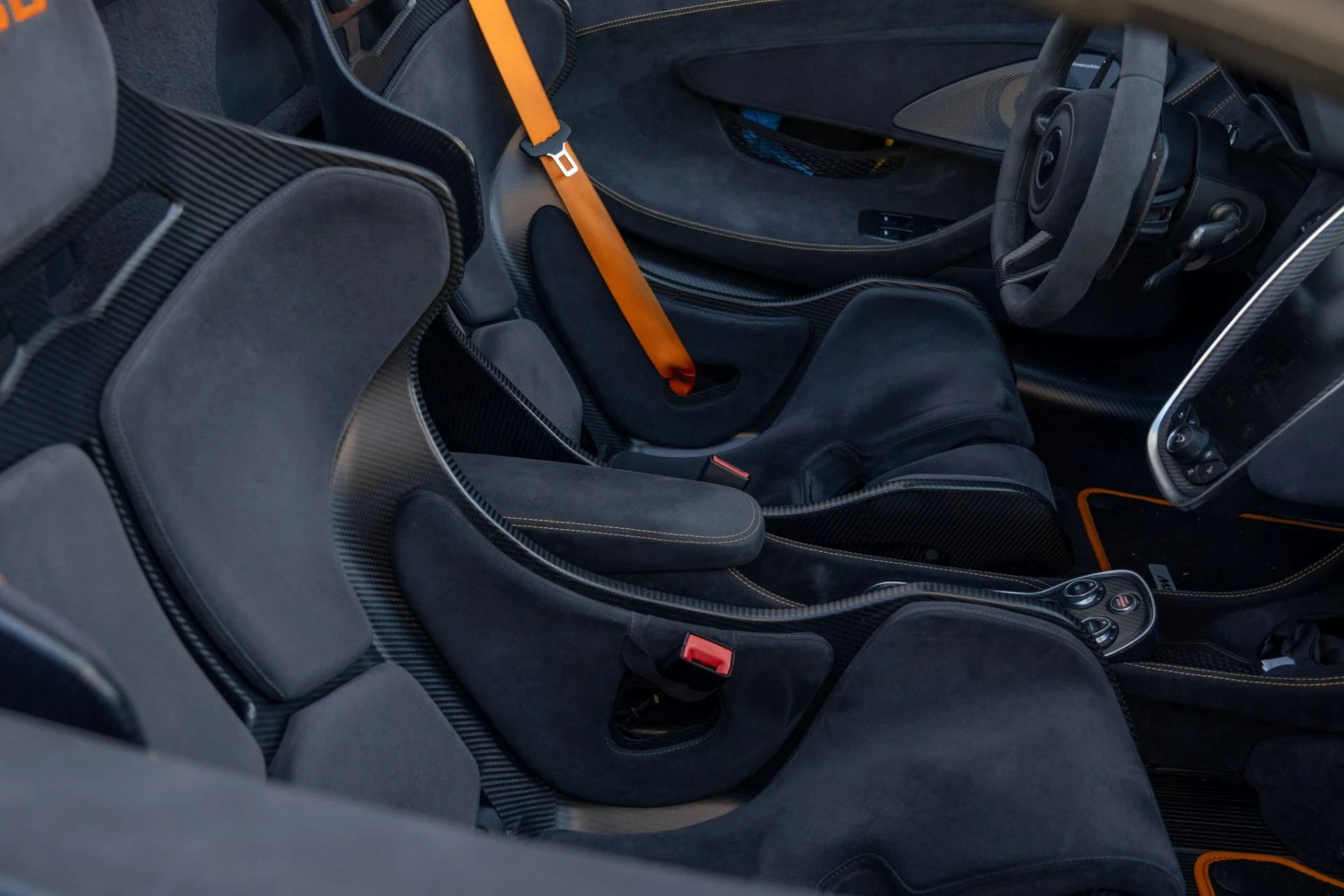 mph038_2166546862_Used_2020_Mc_Laren_600_LT_Spider_1761767543_0f32ea7593