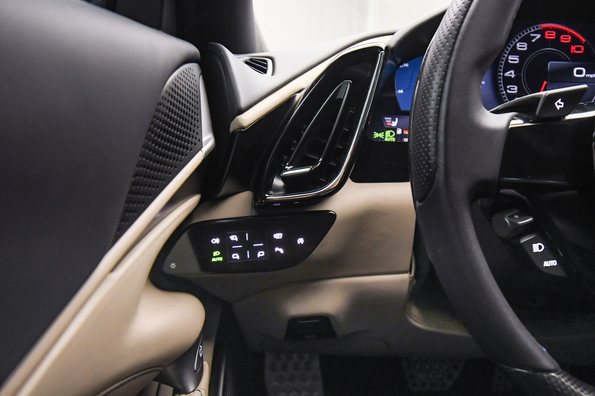 mph038_2167263637_158b2ec68354400ea2585c97cdd63ab8_098dd1632d