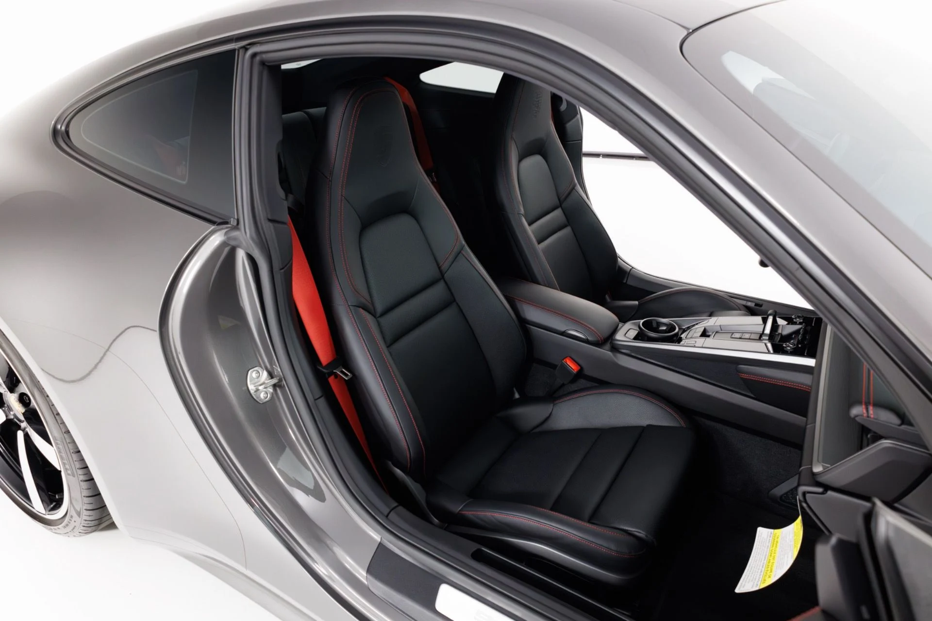 mph038_2174107010_Used_2024_Porsche_911_Carrera_4_S_1773868764_d7e1fe03dc