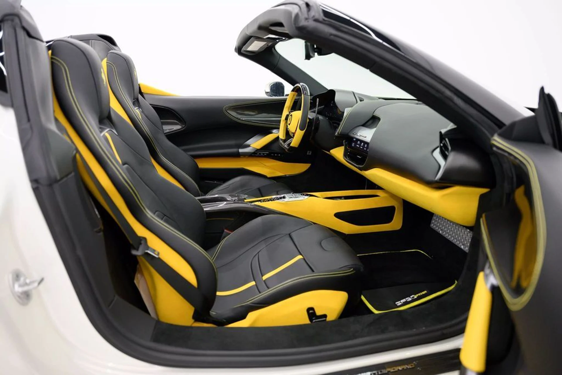 mph038_2180694383_ebd7a013827b57a9491e46a5b4482d5b_29228c1179