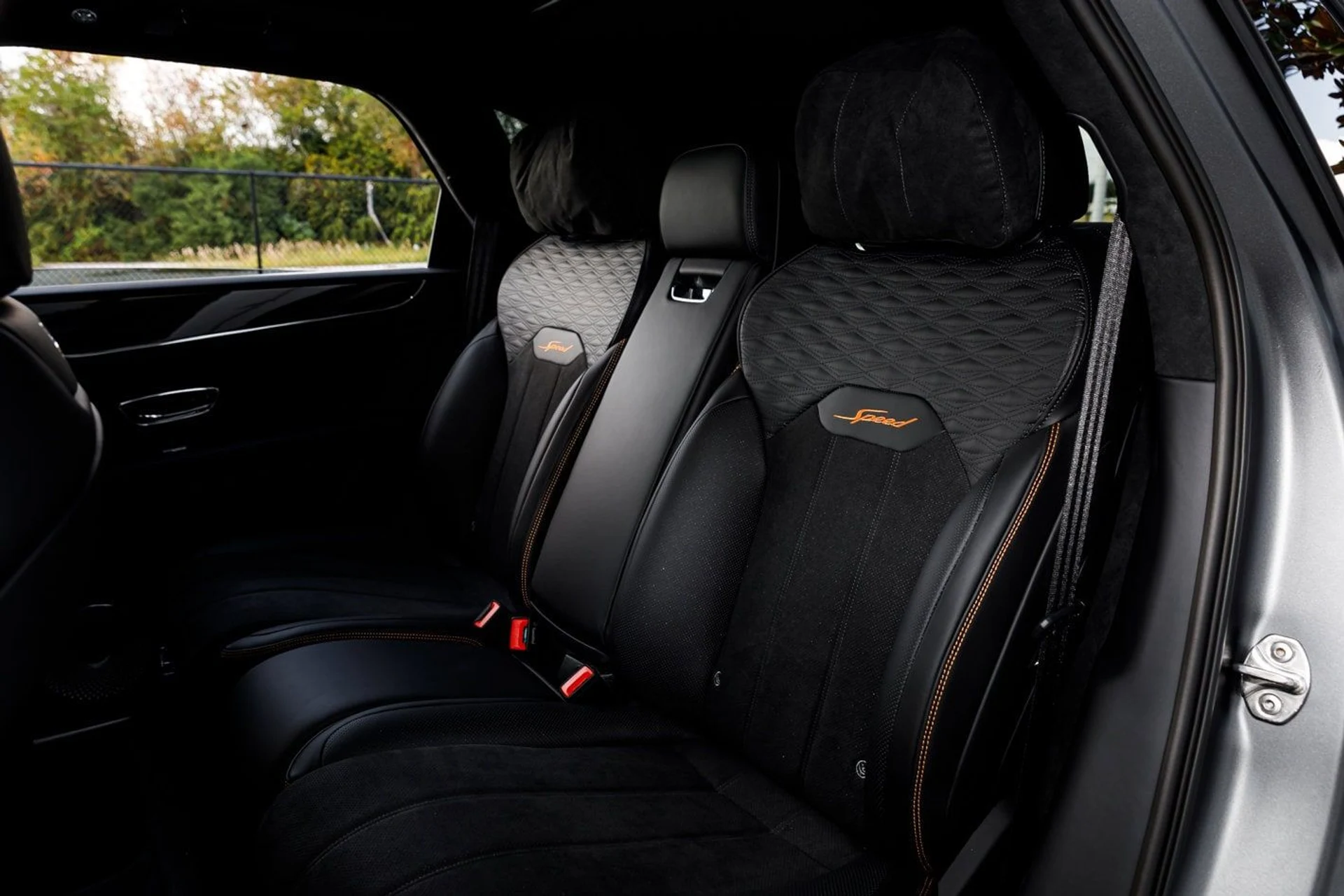 mph038_2213726511_61d0cbc618730051ce28441a16c33e28x_c65552e72c