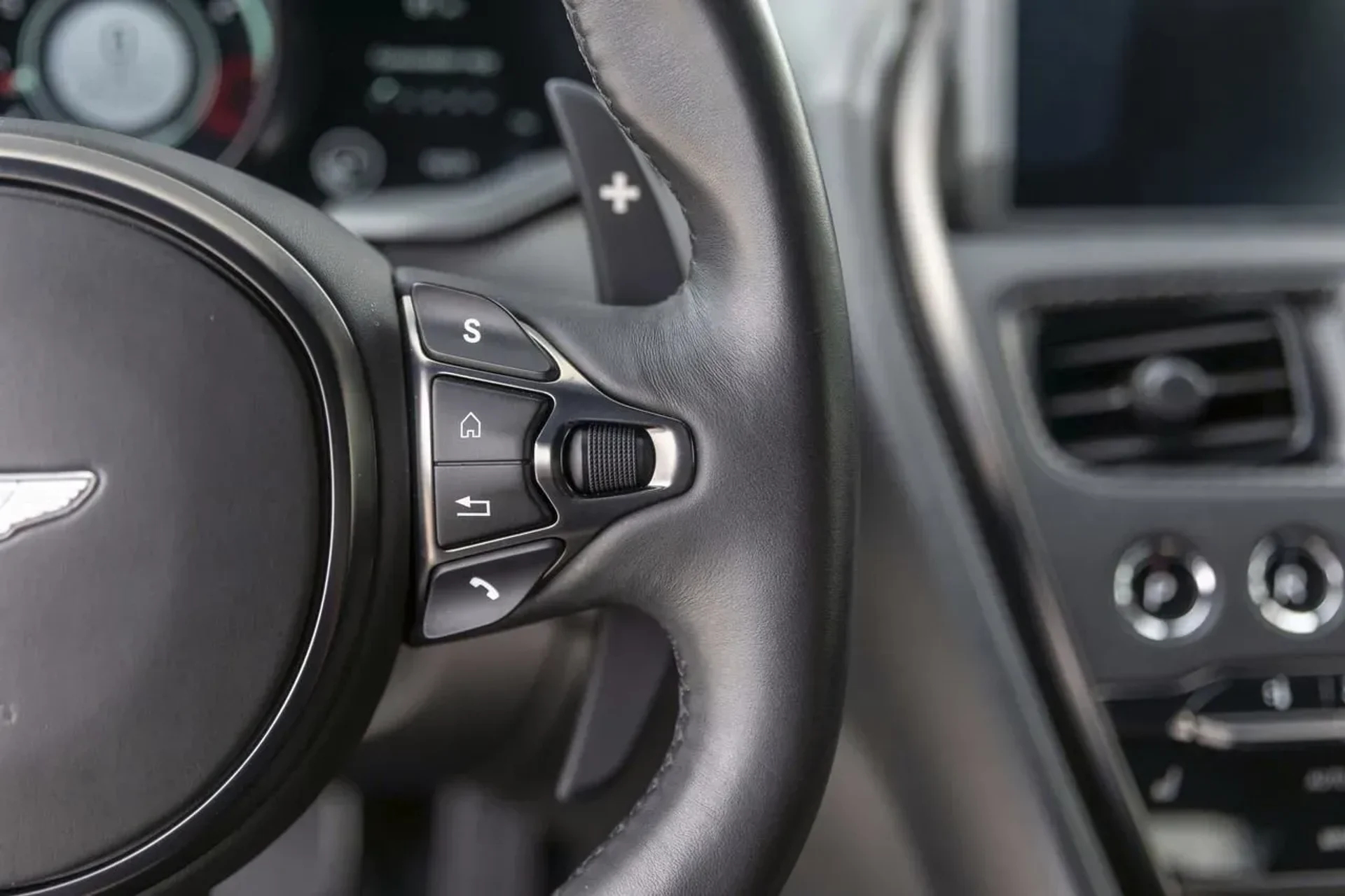 mph038_2216267956_d7c44f9cc4124026bca41e1f0915293d_c6d315a25b