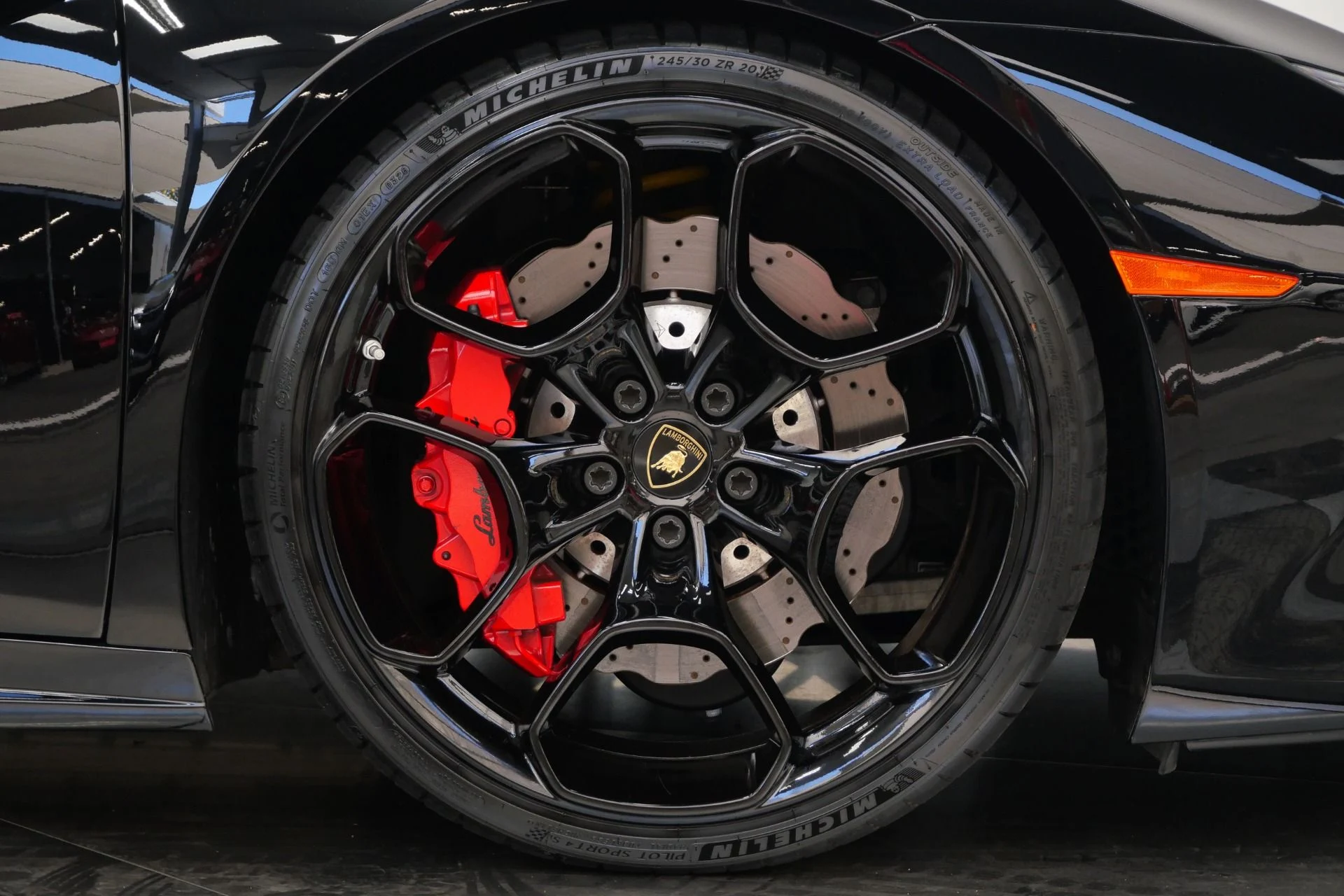 mph038_2220420620_Used_2019_Lamborghini_Huracan_LP_580_2_Q_Citura_Interior_Giano_Wheels_571_HP_V10_1786034650_07cbd57c23