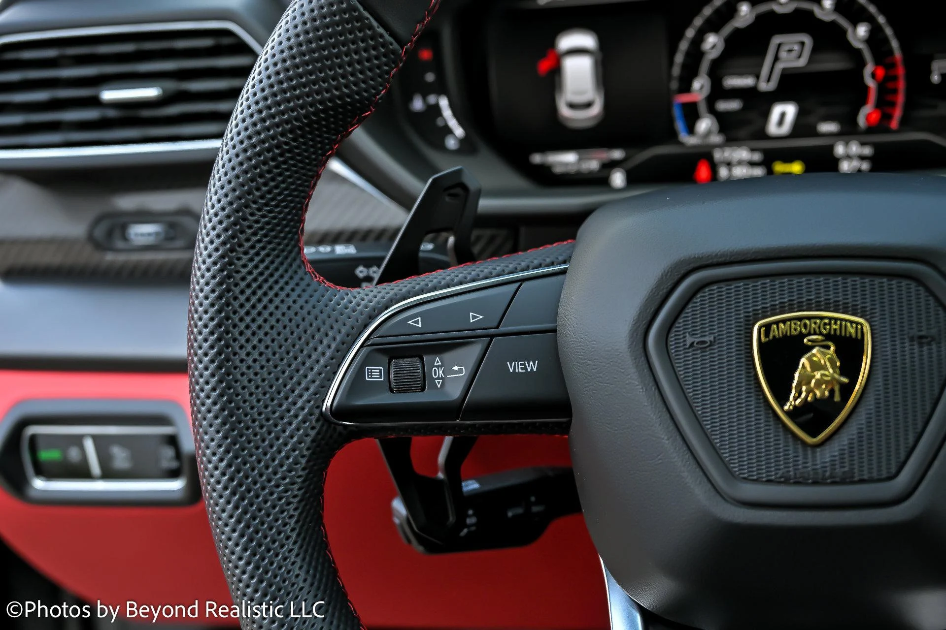 mph038_2222932123_Used_2022_Lamborghini_Urus_1753948944_b6f0d30252
