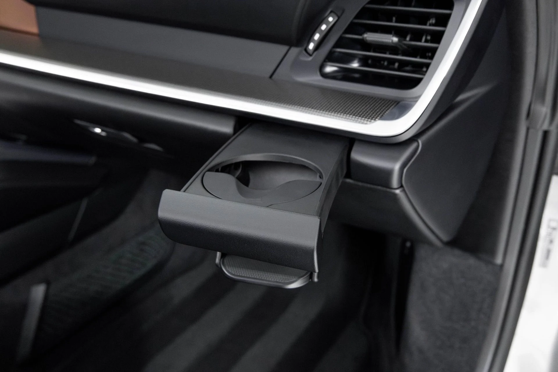 mph038_2230039086_Used_2022_Porsche_911_Turbo_S_1764184622_b7e70f384d