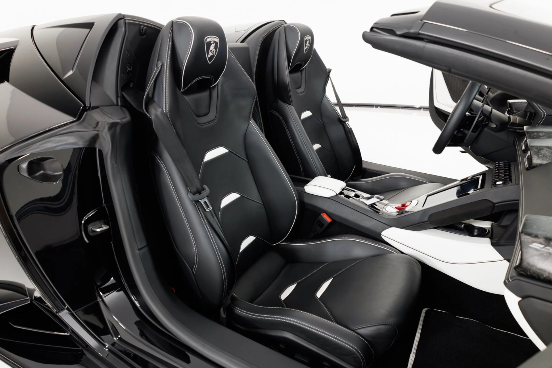 mph038_2236153779_Used_2021_Lamborghini_Huracan_EVO_1784066648_0b0a9695aa