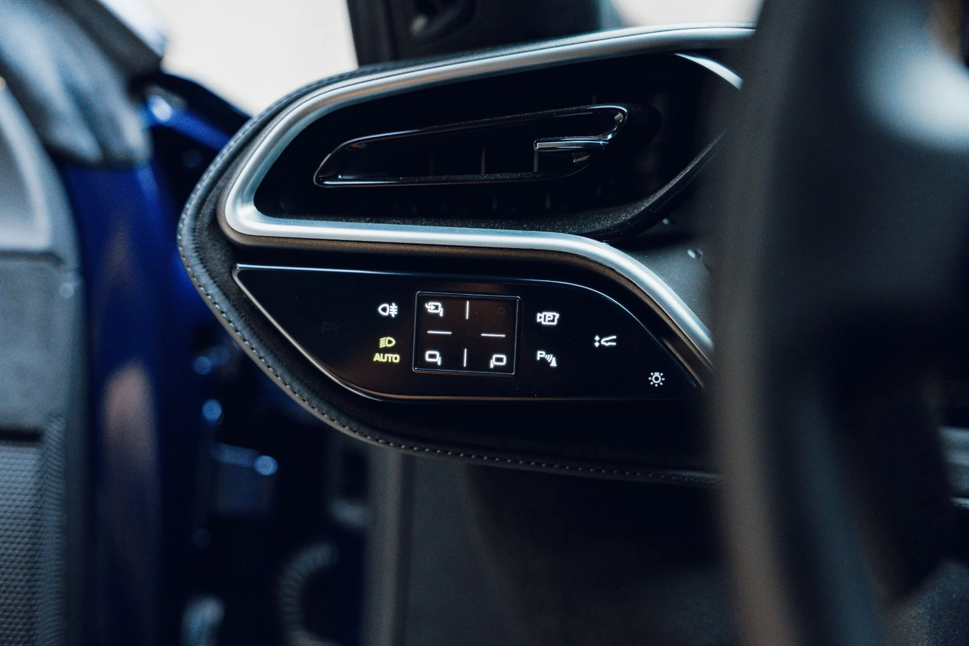 mph038_2236992018_Used_2024_Ferrari_296_GTS_1782242576_7f8d31b46f