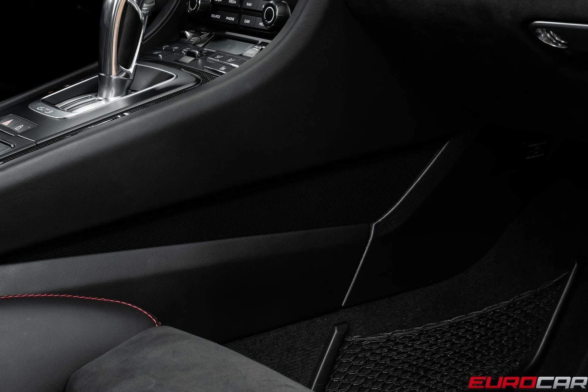 mph038_2244610851_image_39_e2c218f3f9