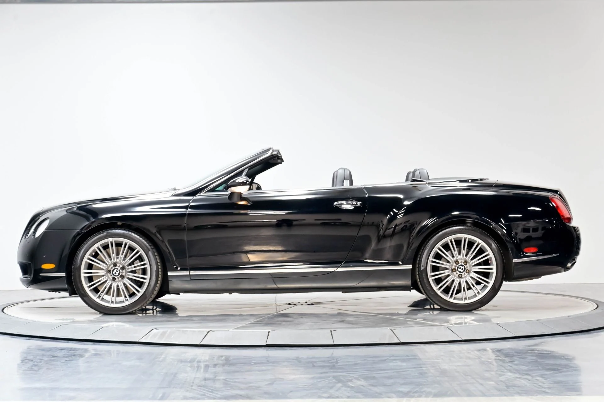 mph038_2247725532_Used_2008_Bentley_Continental_GTC_1781204240_0a552c1954
