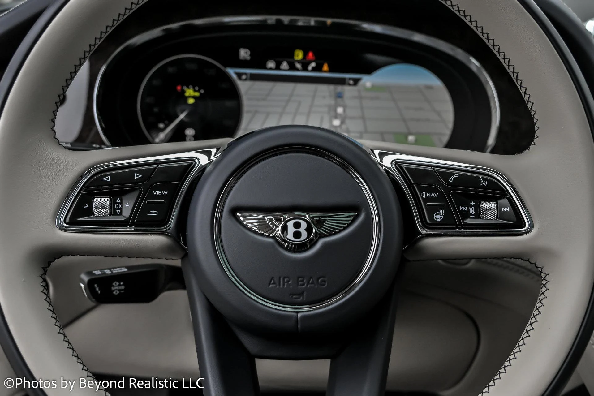 mph038_2262086063_Used_2022_Bentley_Bentayga_V8_Mulliner_Driving_Specification_1765012908_b63a4ef6e7