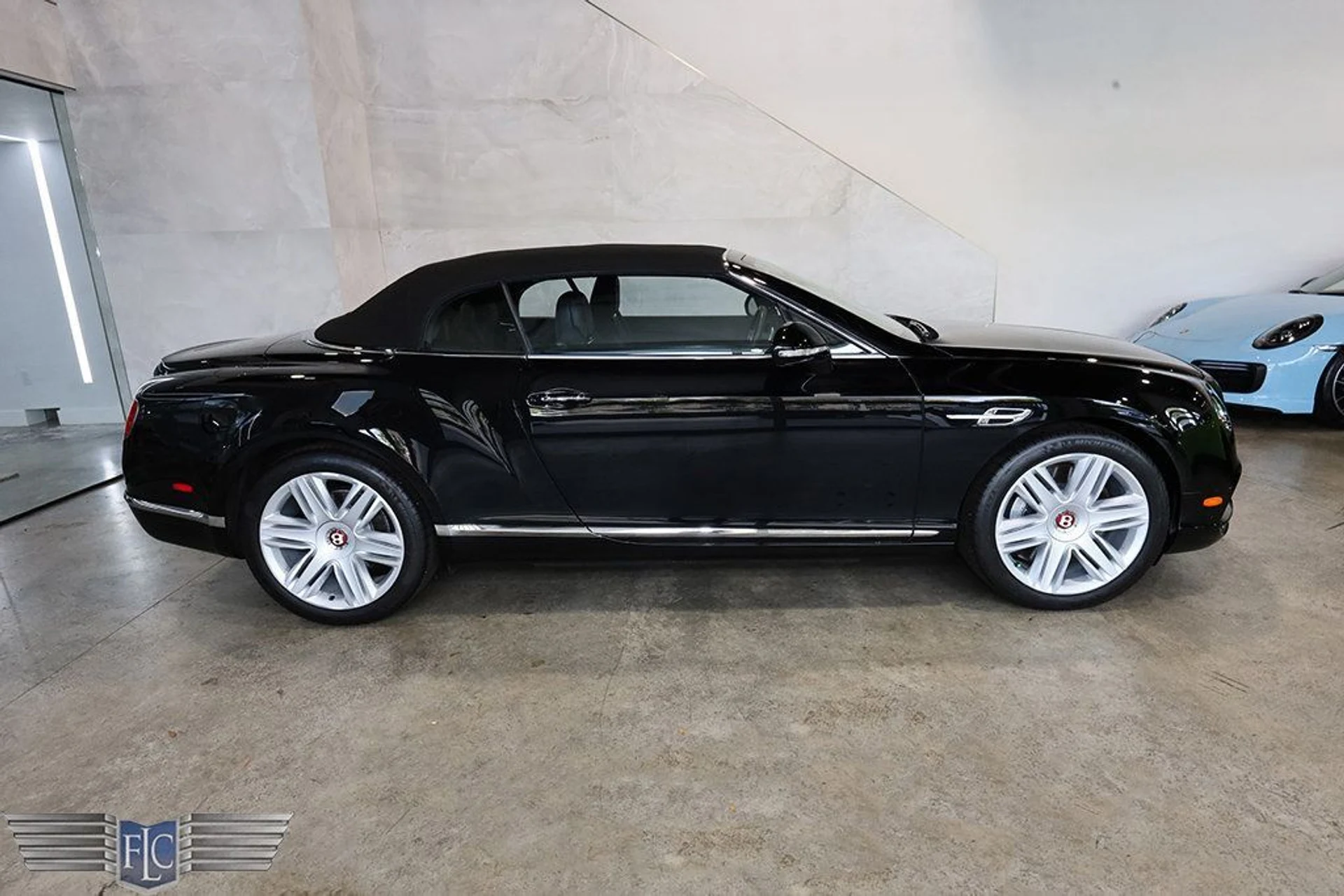 mph038_226640442_used_2016_bentley_continental_gt_2drconvertiblev8_9689_22989048_39_1024_f5c8c32392