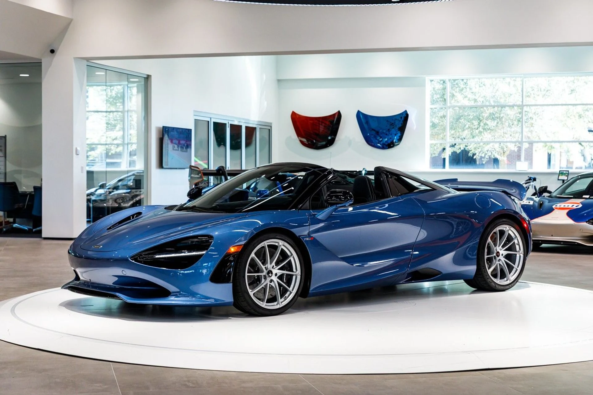 mph038_2296917744_650_p39_l_50afaa8e97