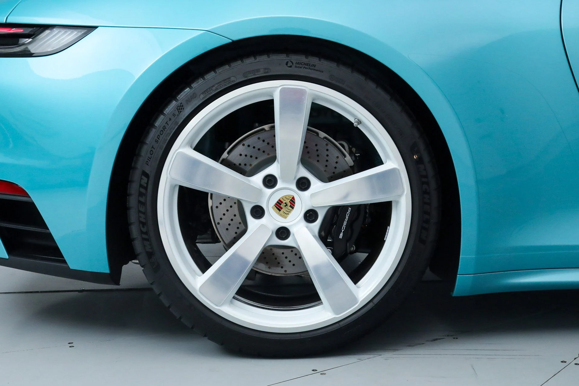 mph038_2302461334_203643569fa9193285251a36a74b35a1_34df6c92c6