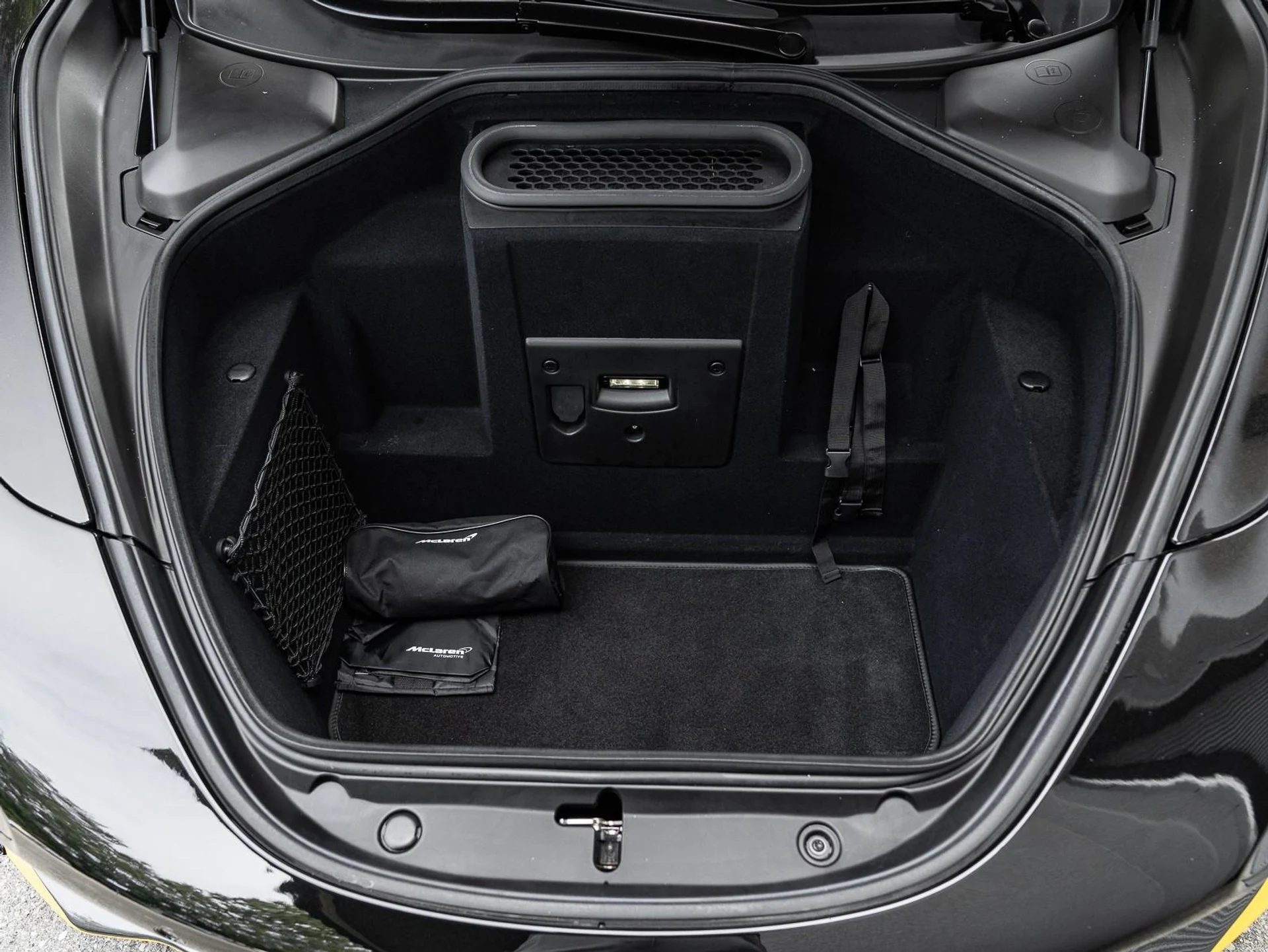 mph038_2304050177_Used_2022_Mc_Laren_720_S_1759766852_6a7f3098d7