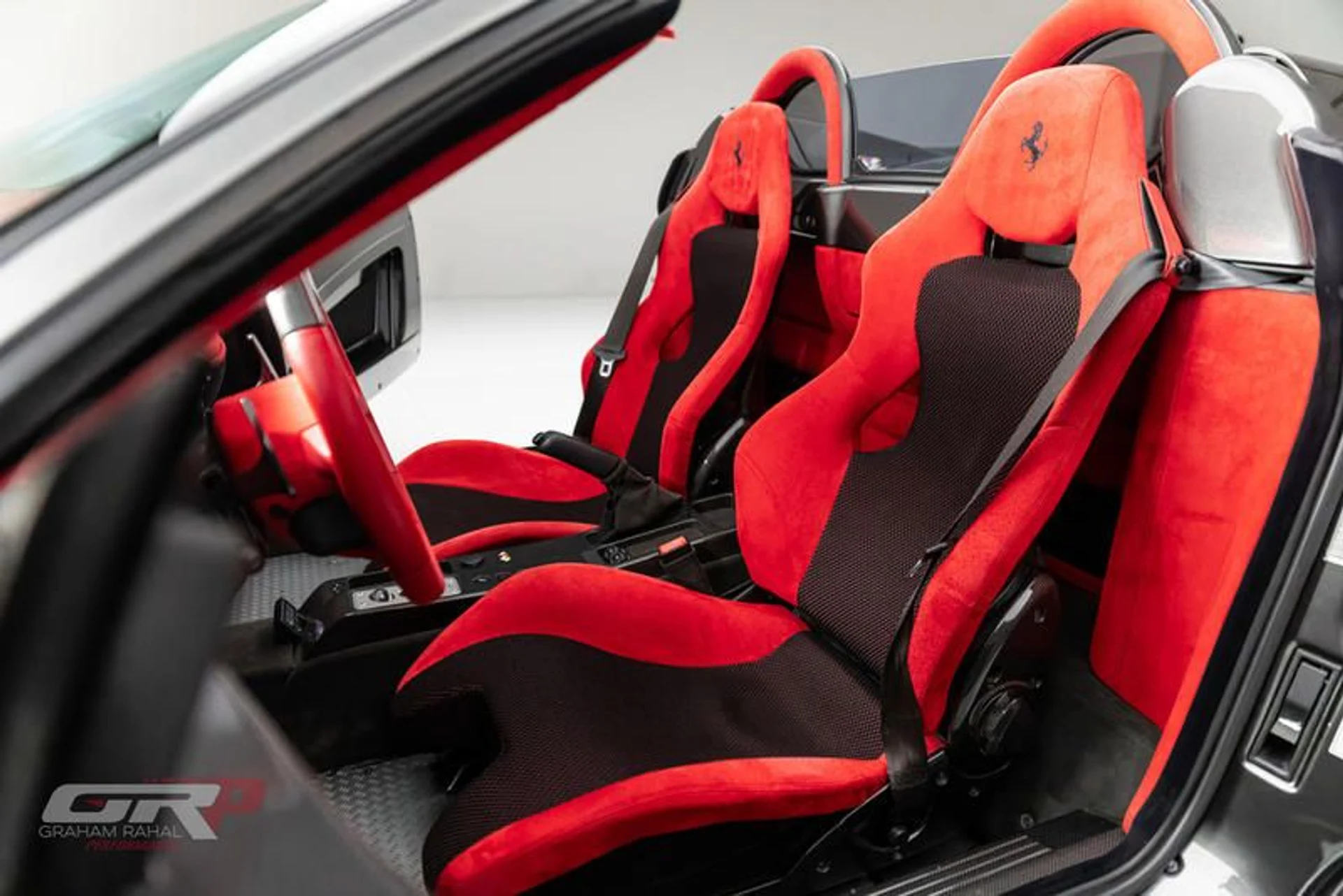 mph038_230537613_03_FF_92_ED_E9_EC_43_D2_83_DA_CE_765_C7_E2_ADF_a965b26598