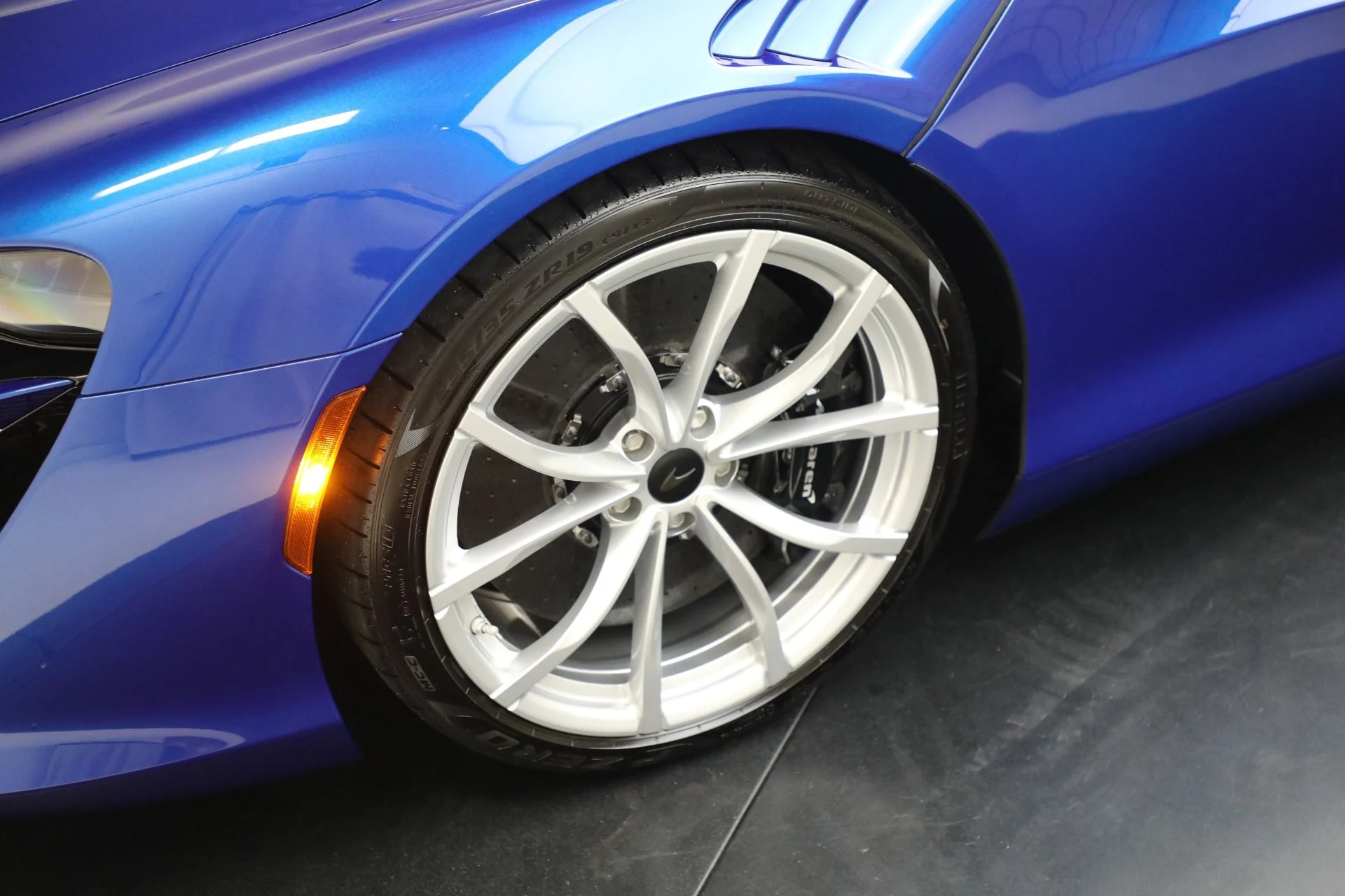 mph038_2312237850_New_2025_Mc_Laren_Artura_Spider_Tech_Lux_17bd08cf29