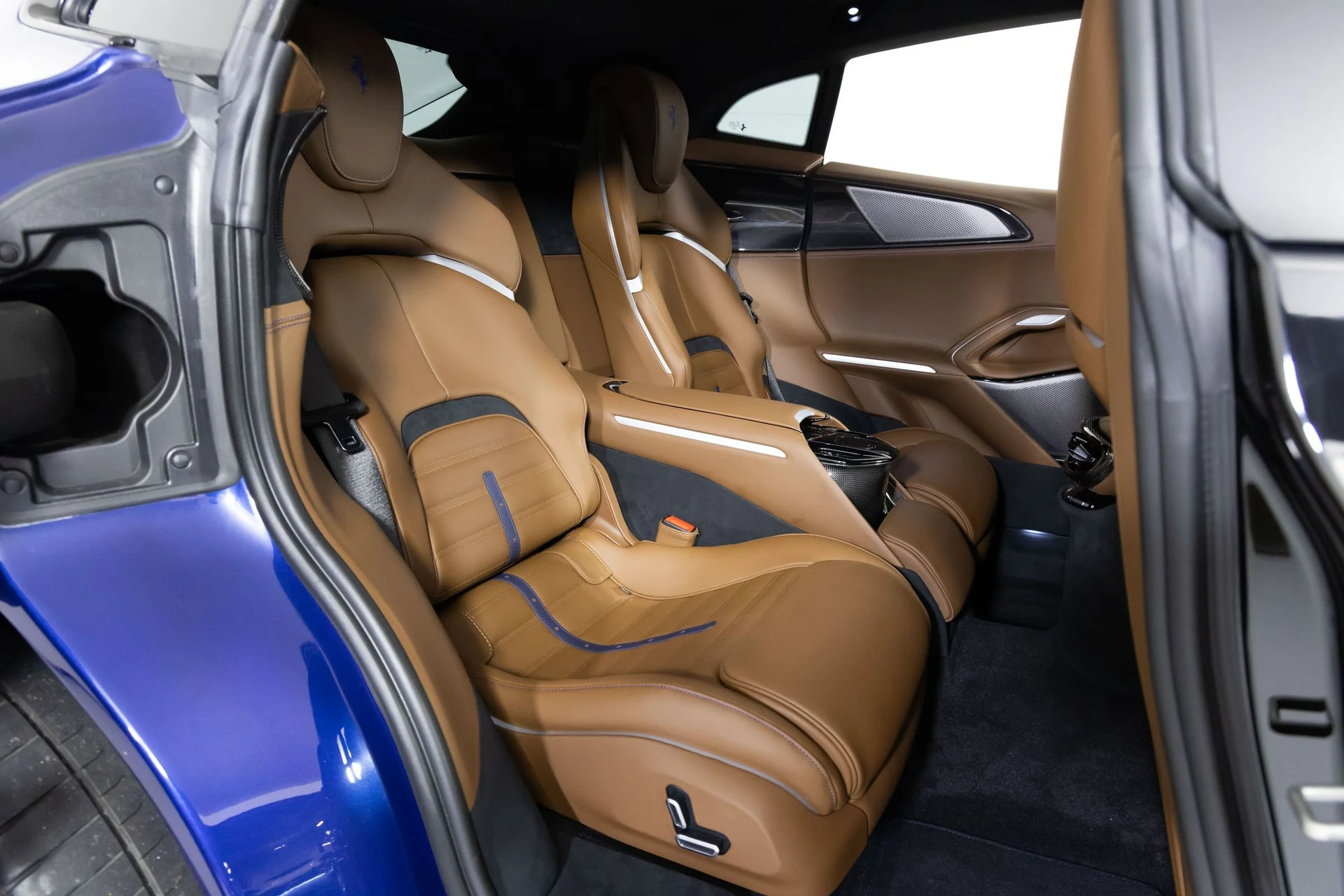 mph038_2314607414_d5eb8ae2297e48c094c7989c8f780233_0aba816d90