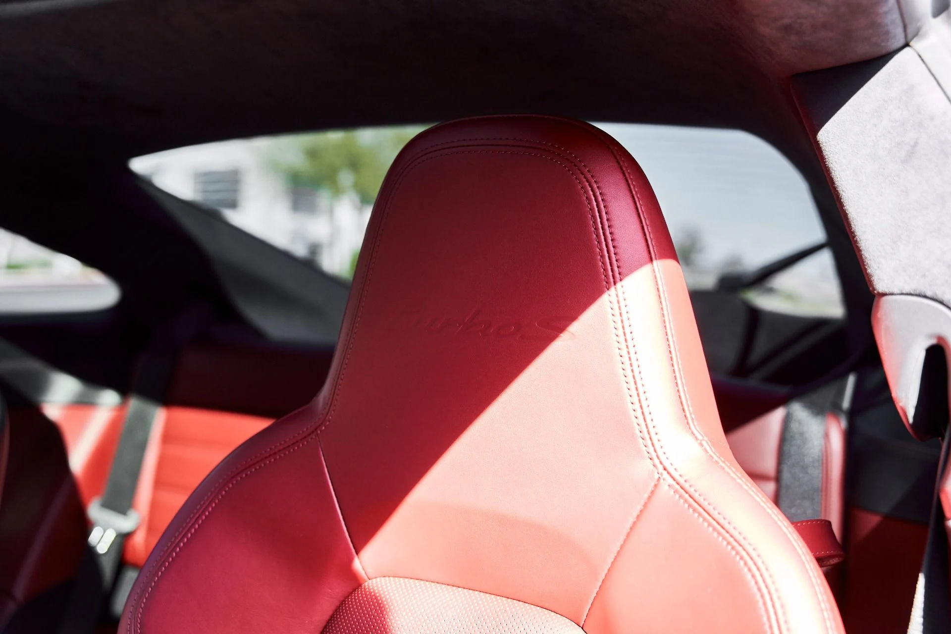 mph038_2320280747_Used_2021_Porsche_911_Turbo_S_1773694240_41cd2437f9