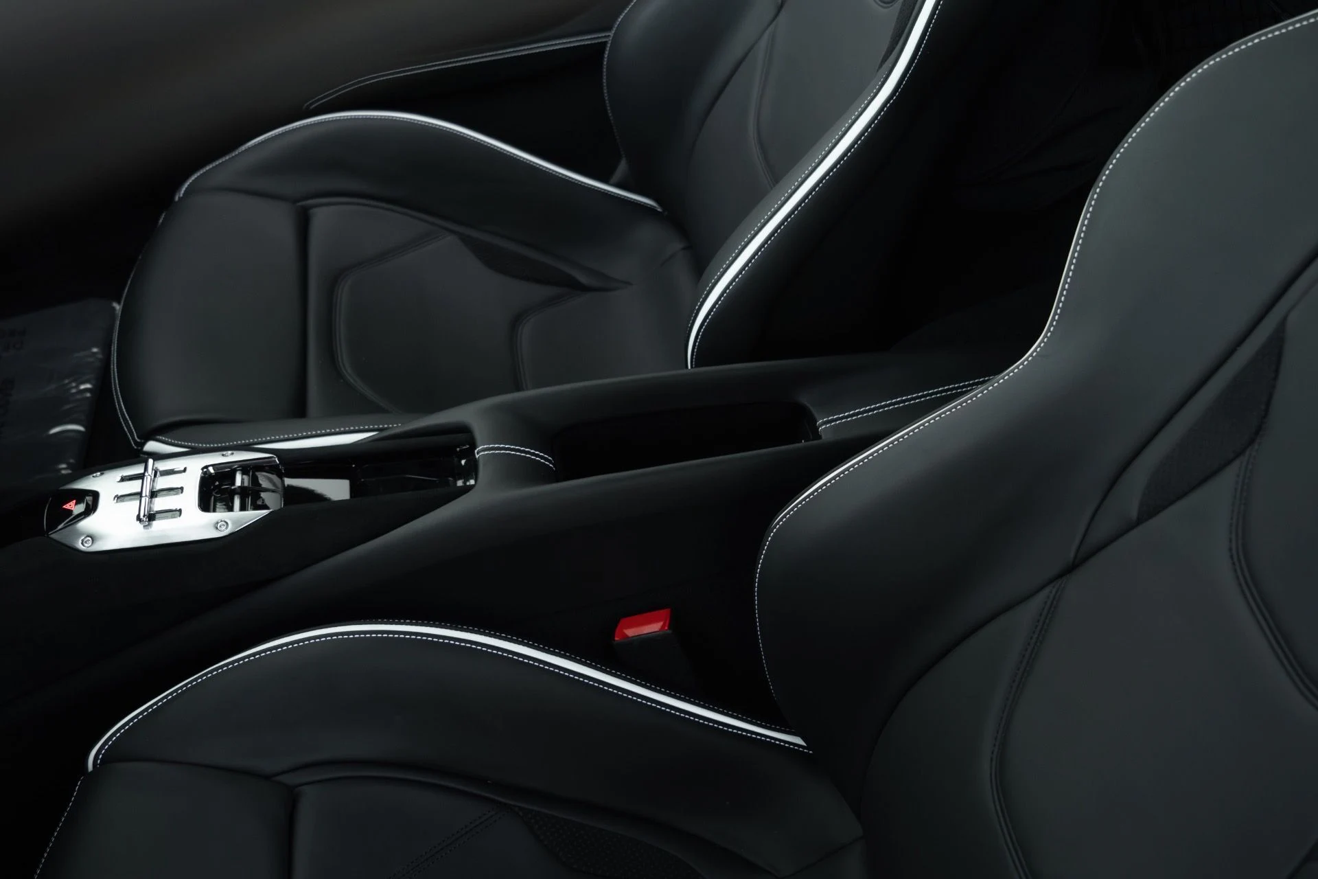 mph038_2329872734_Used_2025_Ferrari_296_GTB_1761682901_7360eccc2b