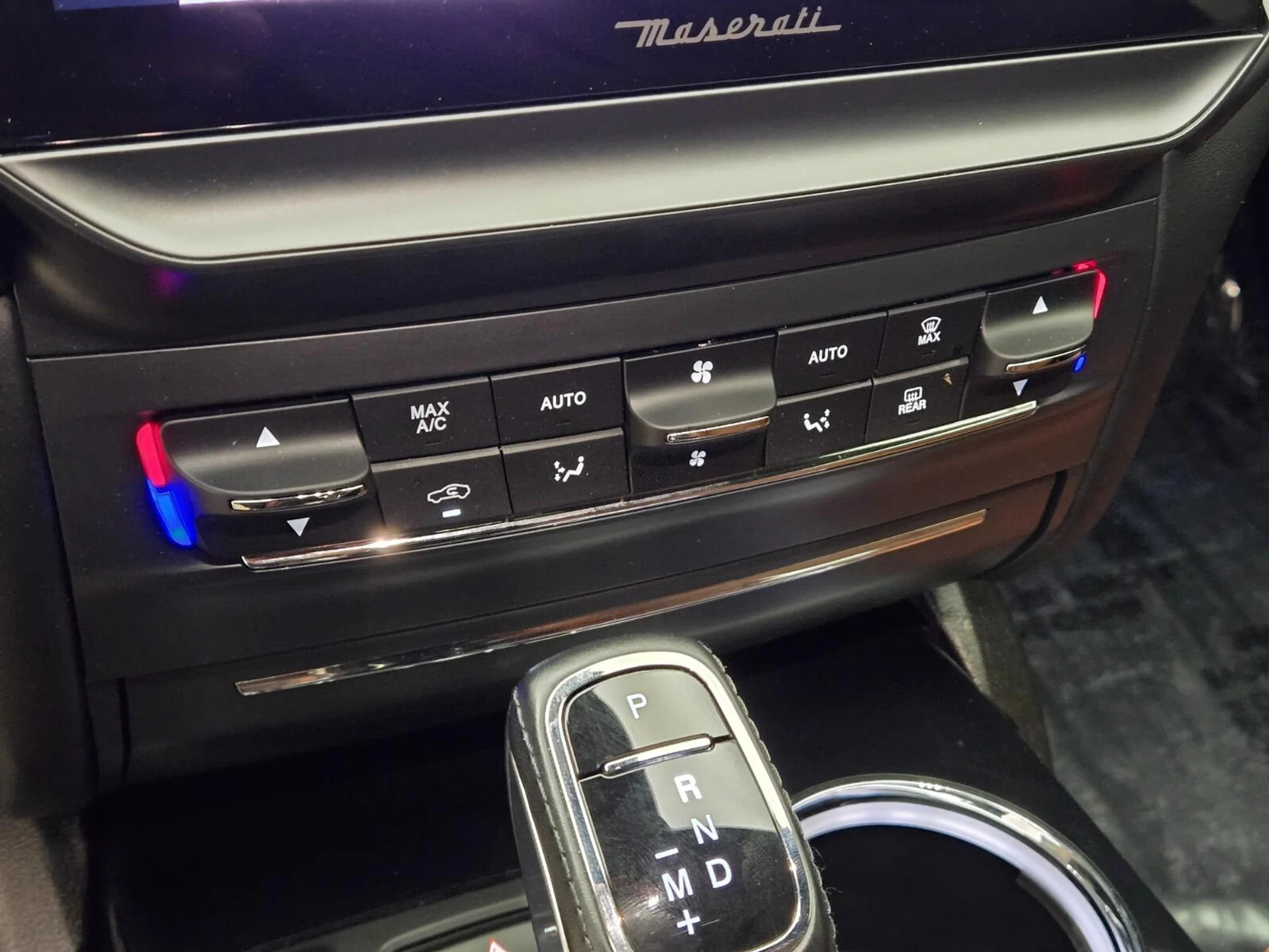mph038_2329987906_Used_2022_Maserati_Ghibli_Modena_1763109026_ad638da08f