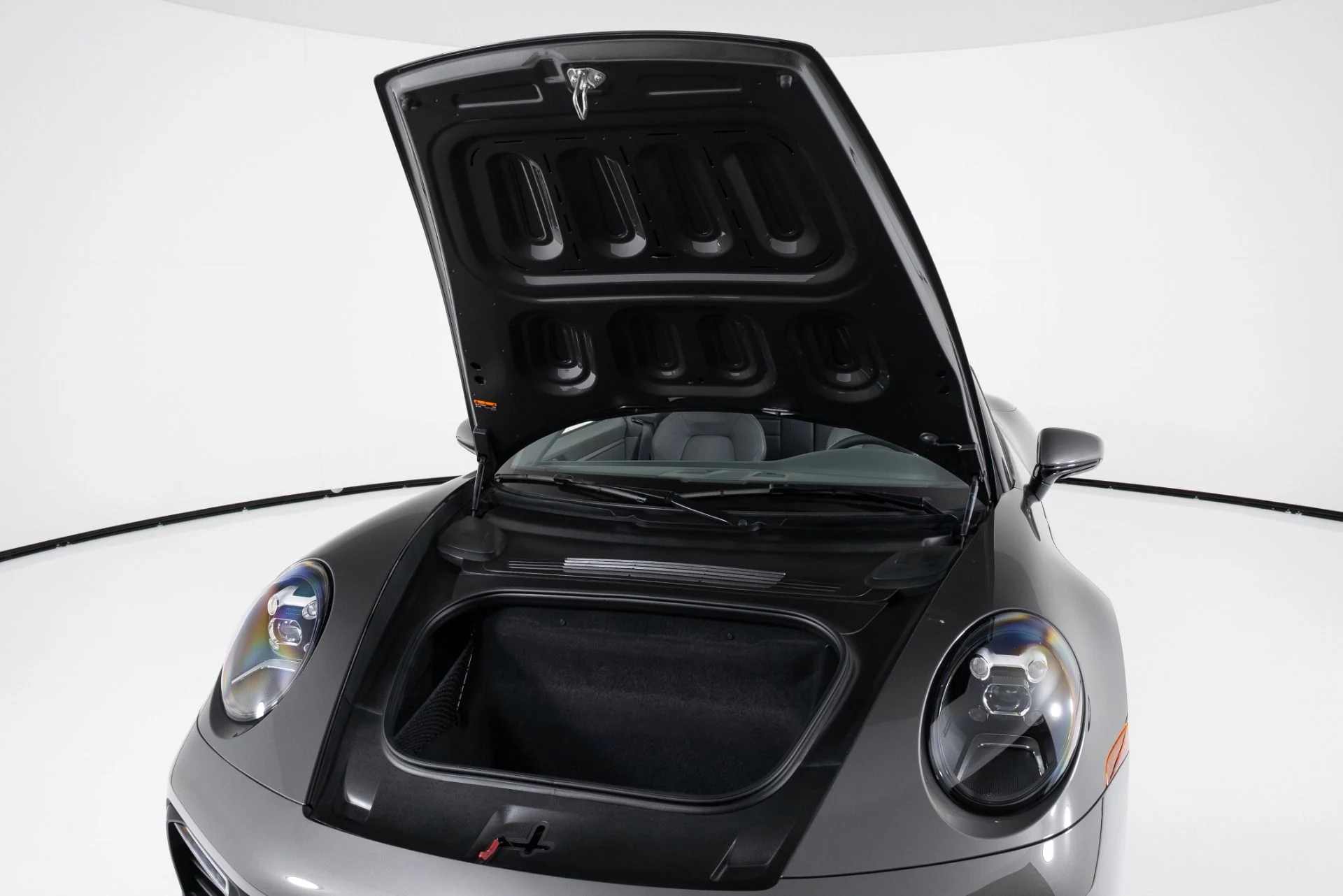 mph038_2330972386_Used_2022_Porsche_911_Carrera_1749687920_0c77fd8bb2