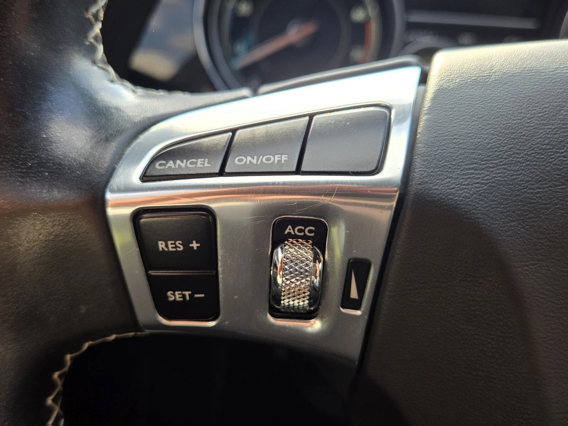 mph038_2332730916_6aac269a878d37b38aa30f9fe4cd2cfdx_bf664daf6d