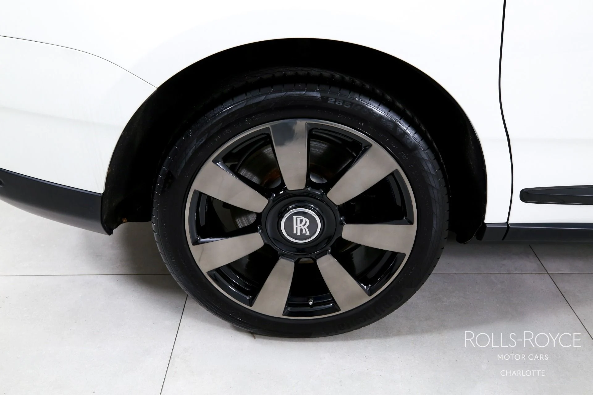 mph038_2333326147_Used_2019_Rolls_Royce_Cullinan_1771361502_a866fbdc1a