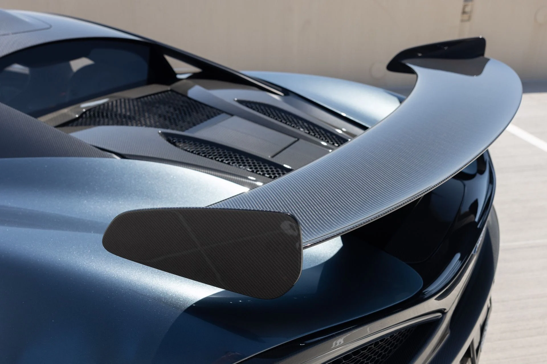 mph038_2342805912_Used_2020_Mc_Laren_620_R_1785795567_ce1f044a45